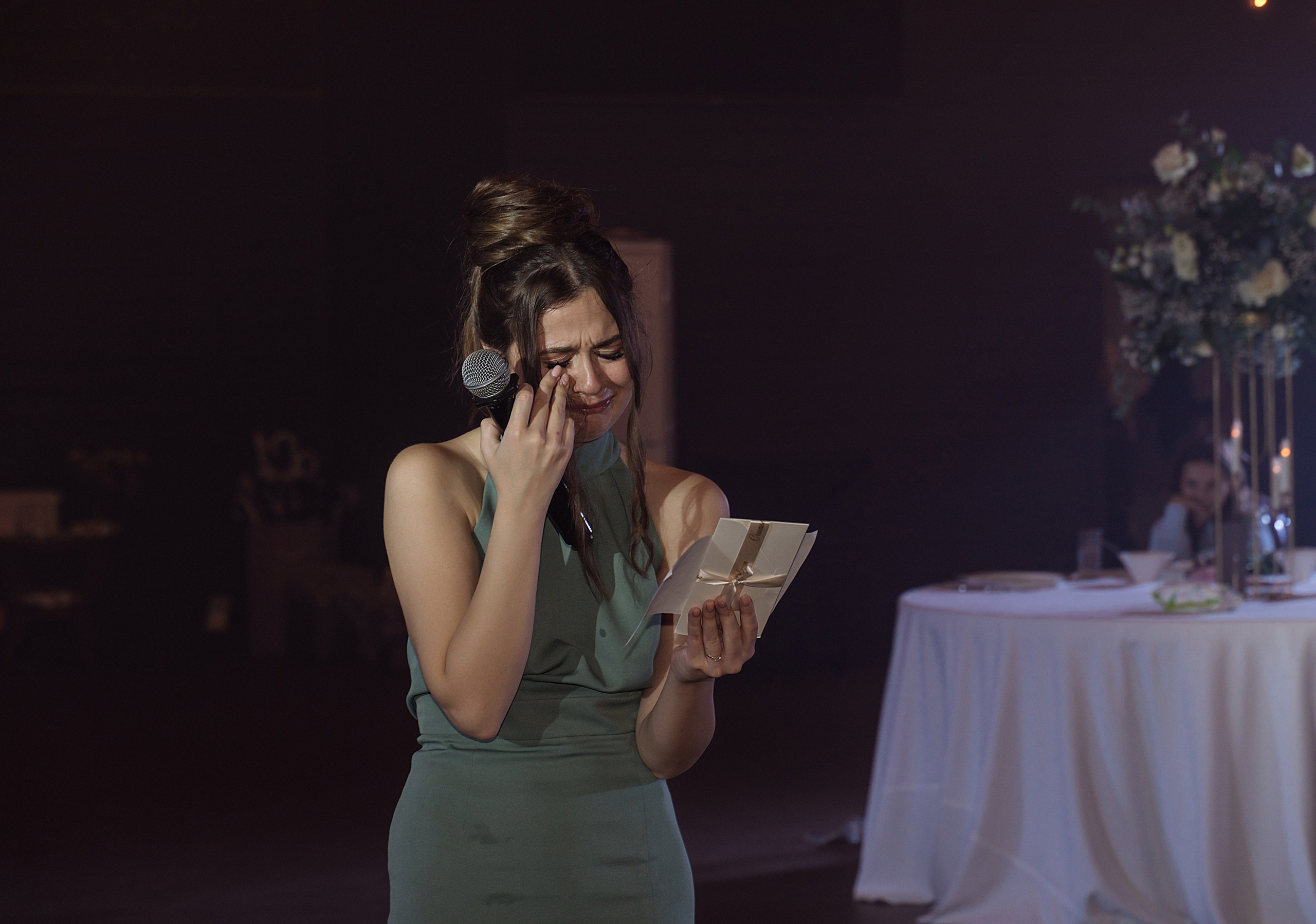 Иван и Изабелла «Веранда Отрадное». Свадебный фотограф