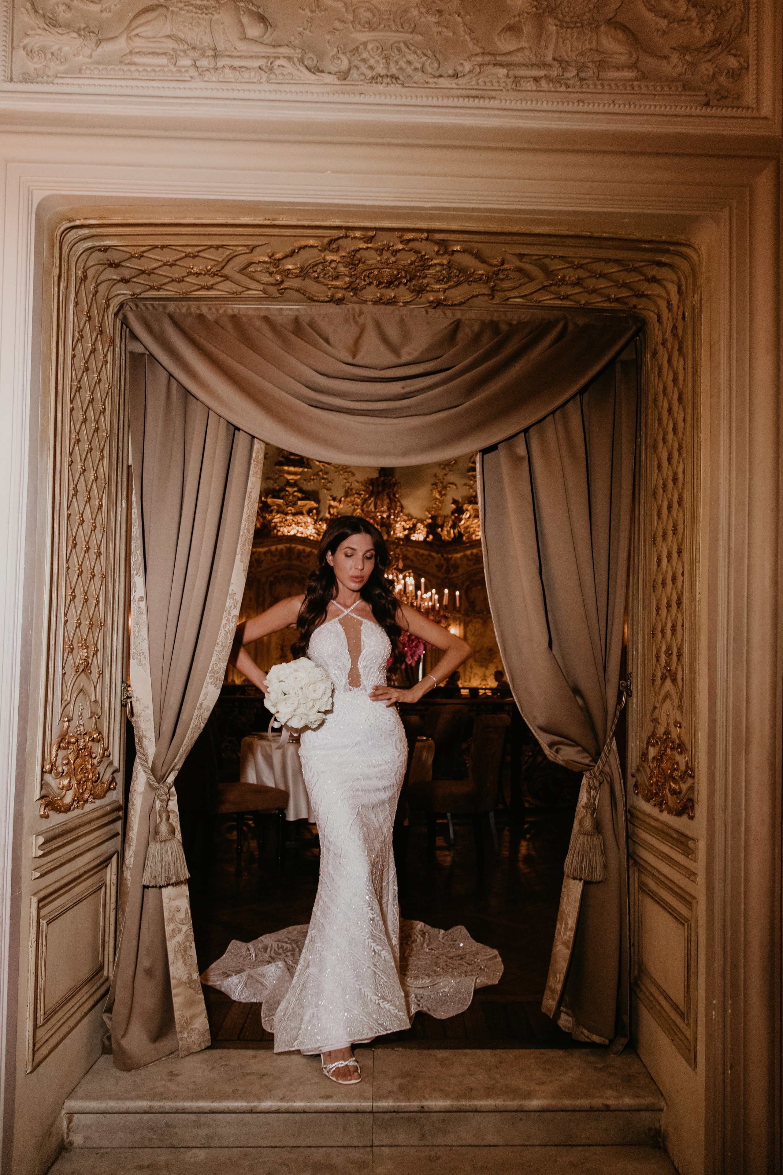 Свадебная фотосессия Амины и Антона в ресторане «Турандот». Фотограф Александра Сыщенко