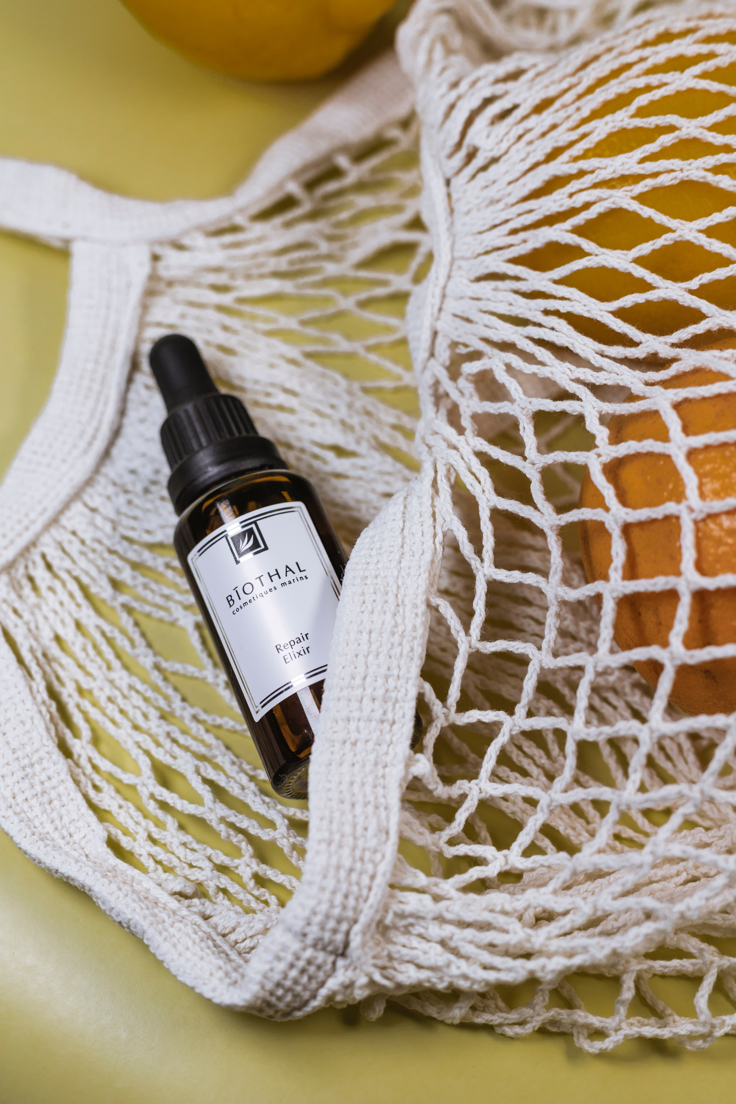 Oil. Женский и предметный фотограф