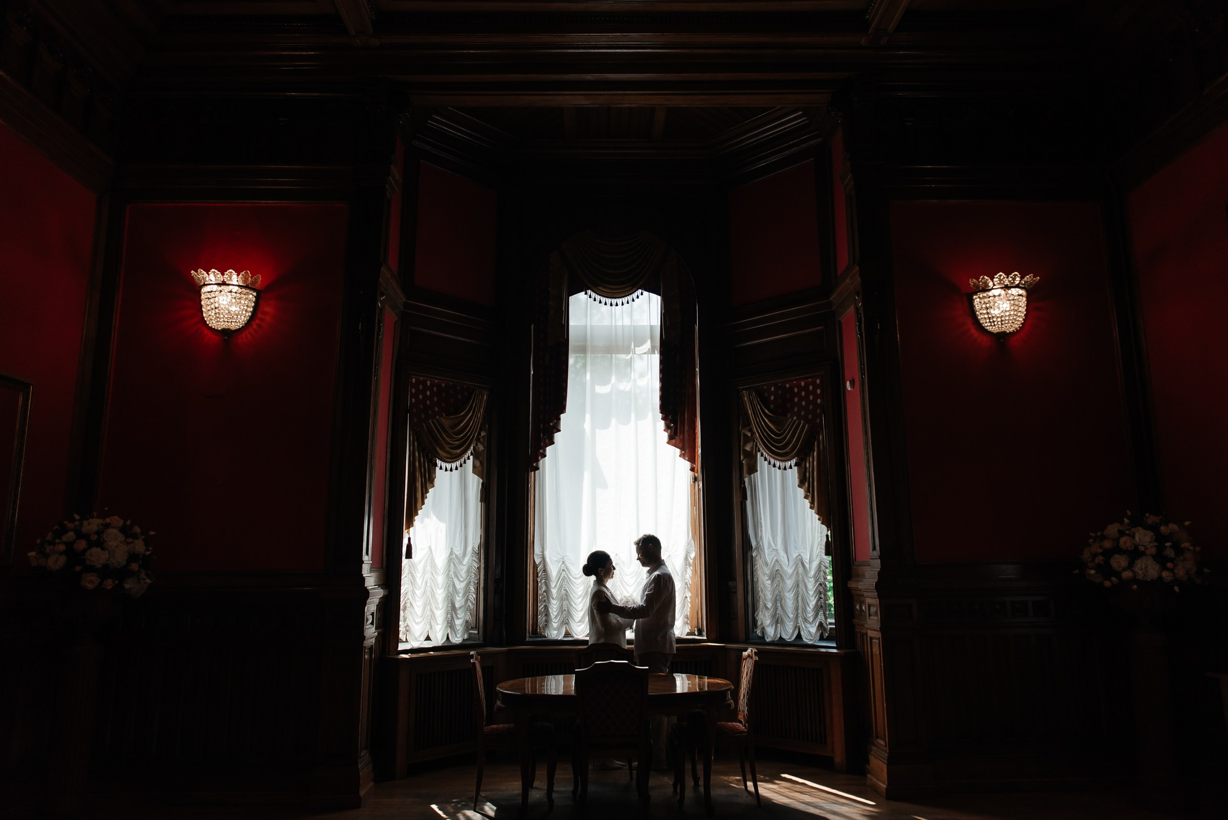 Катер, вино, итальянские фильмы и свадебный ужин своими руками…. Свадебный фотограф в Санкт-Петербурге Венера Ахметова