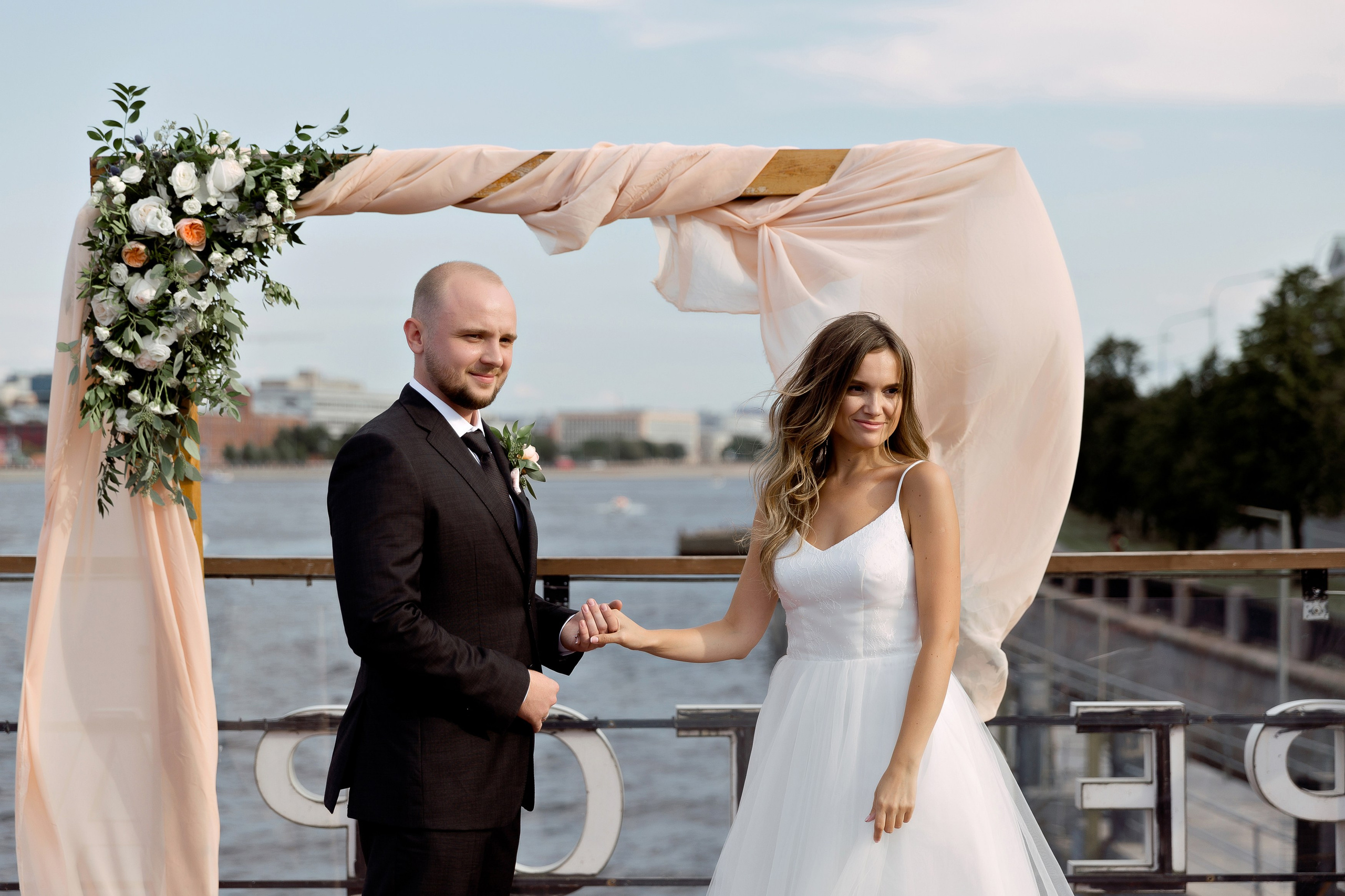 Свадьбы и Love Story. Свадебный фотограф в Санкт-Петербурге Павел Резниченко