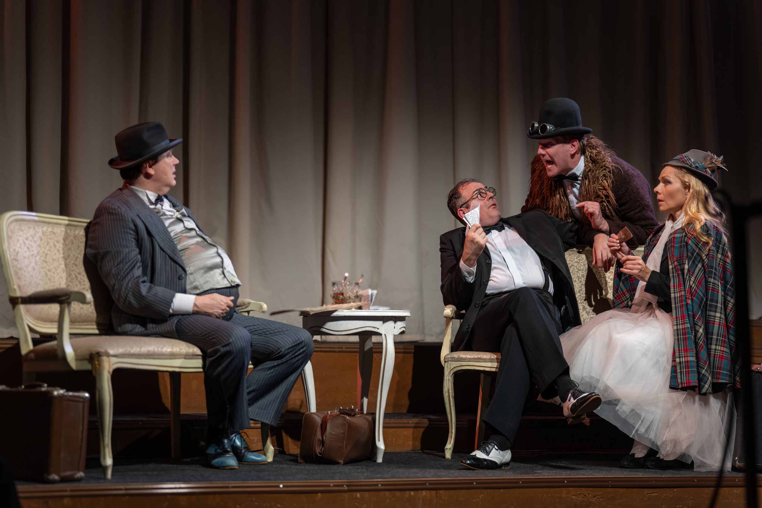 Театр Сфера: Гнездо перелётных птиц (100-й спекталь). Сайт фотографа Сергея Абрамова