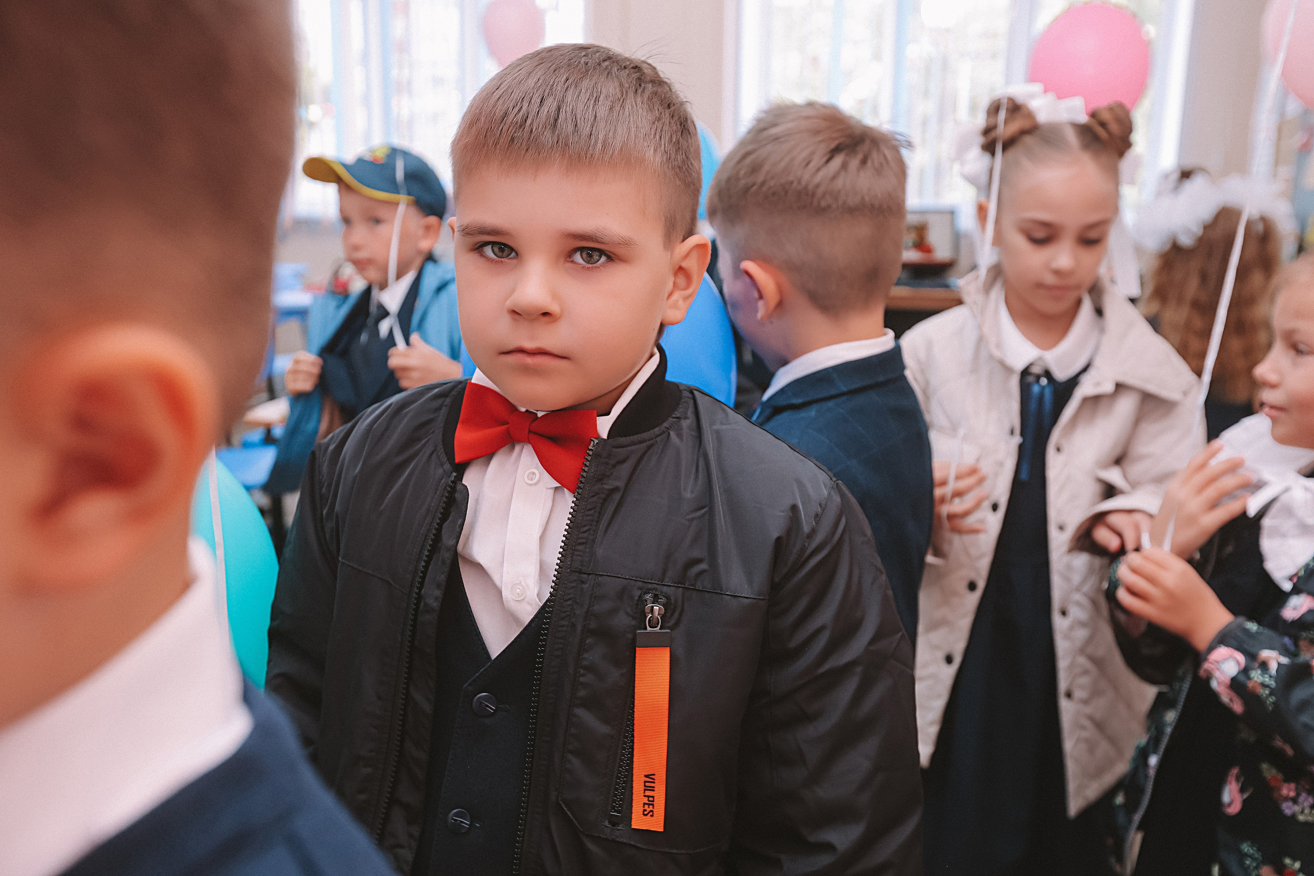 1 сентября линейка+кл час+портреты. Семейный фотограф Тюмень, фотограф на роды Салмина Мария