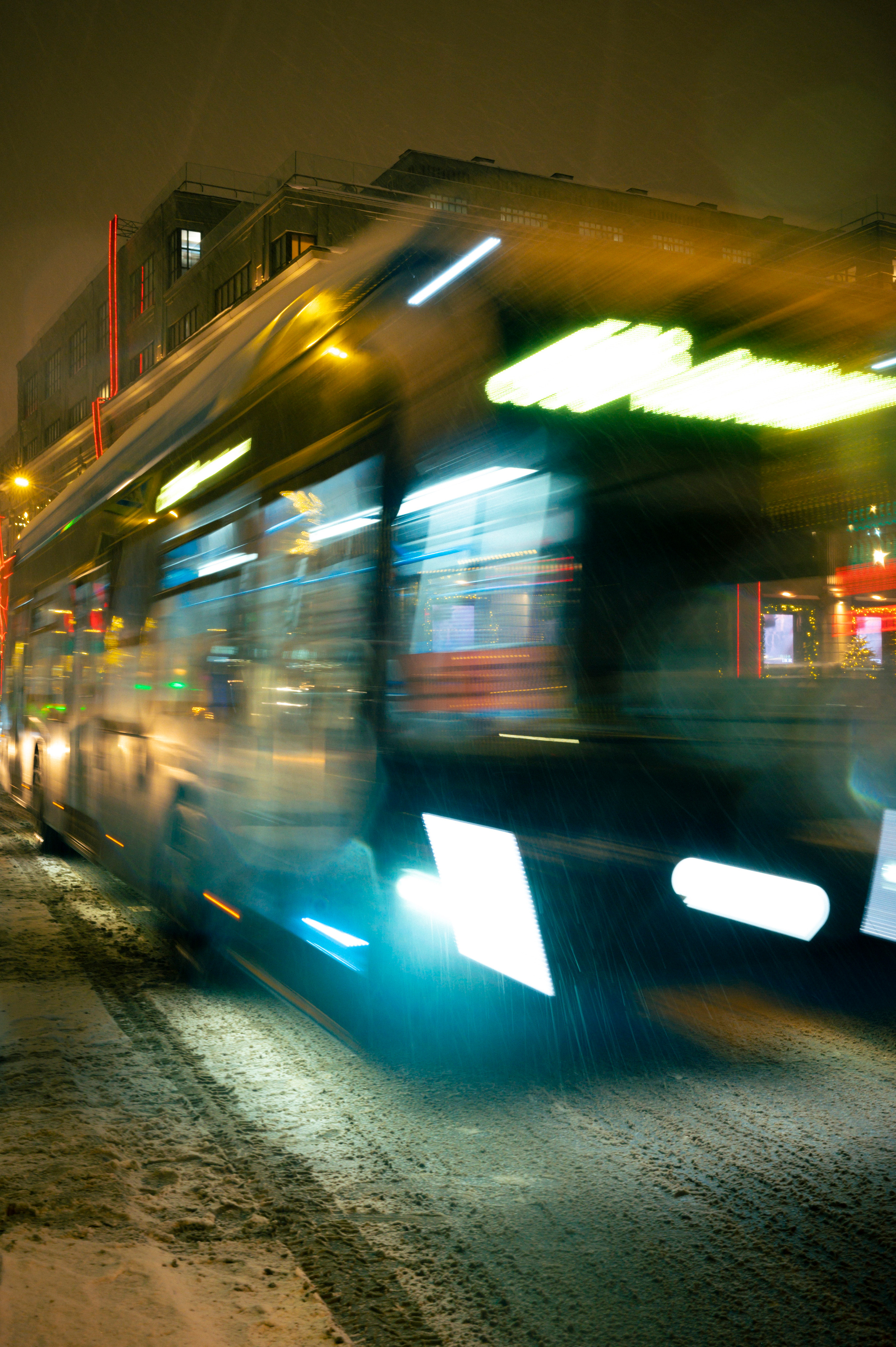 Street with Roma, 12.2021. Kartascheff