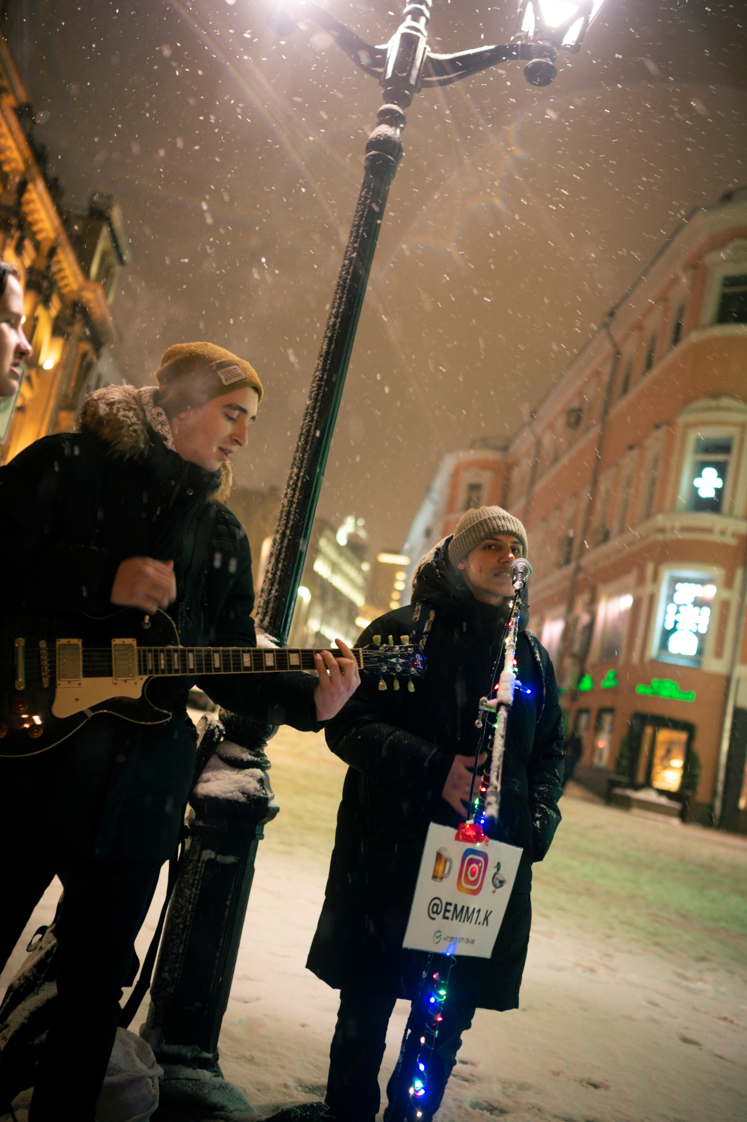 Street with Roma, 12.2021. Kartascheff