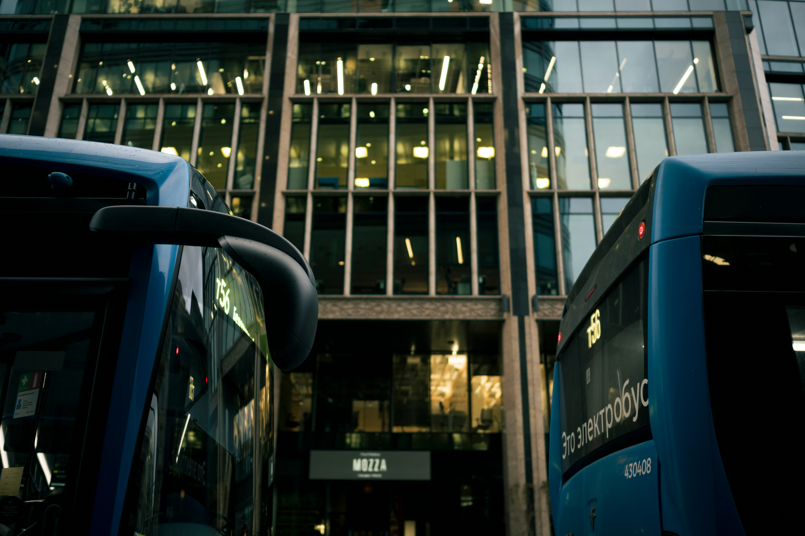 Street with Roma, 5.2022. Kartascheff