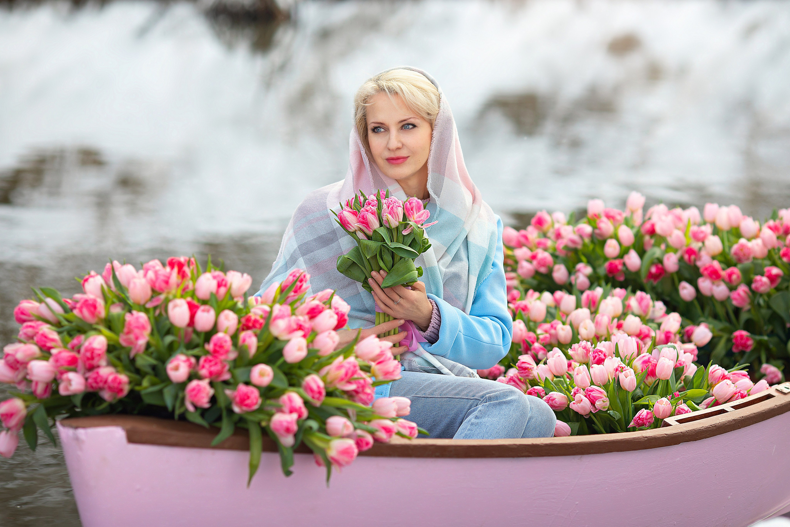 Женские портреты и тематические фотосессии в  Долгопрудном и Москве. Детский и семейный фотограф Ольга Князева Москва и Московская область