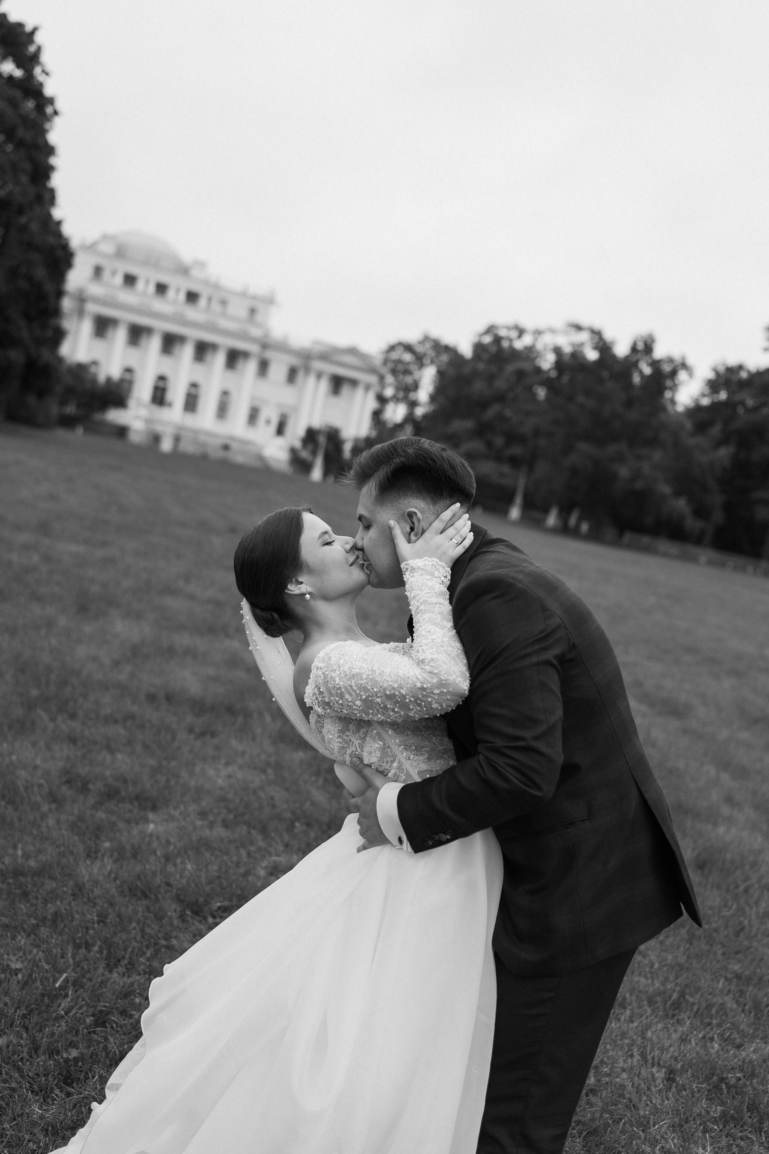 Летняя история любви (Приморский загс + Елагин остров). Фотограф в Санкт-Петербурге — Лучина Екатерина