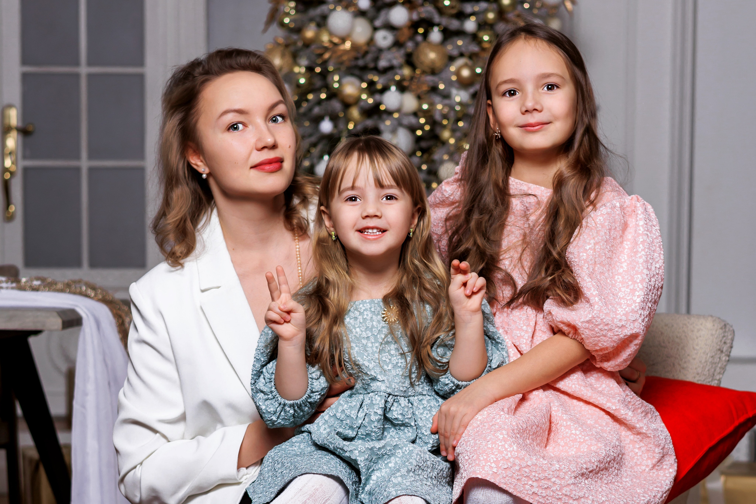 Зал Плаза. Выпускные альбомы. Школьный и семейный фотограф Виктория Игнатьева