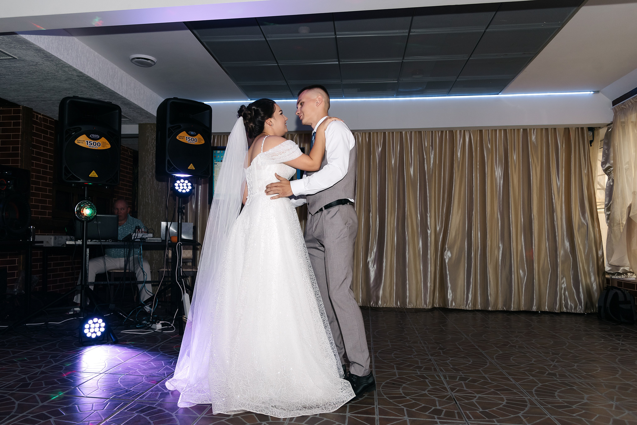 Роман и Карина. Фотограф Волжский Екатерина Егорова