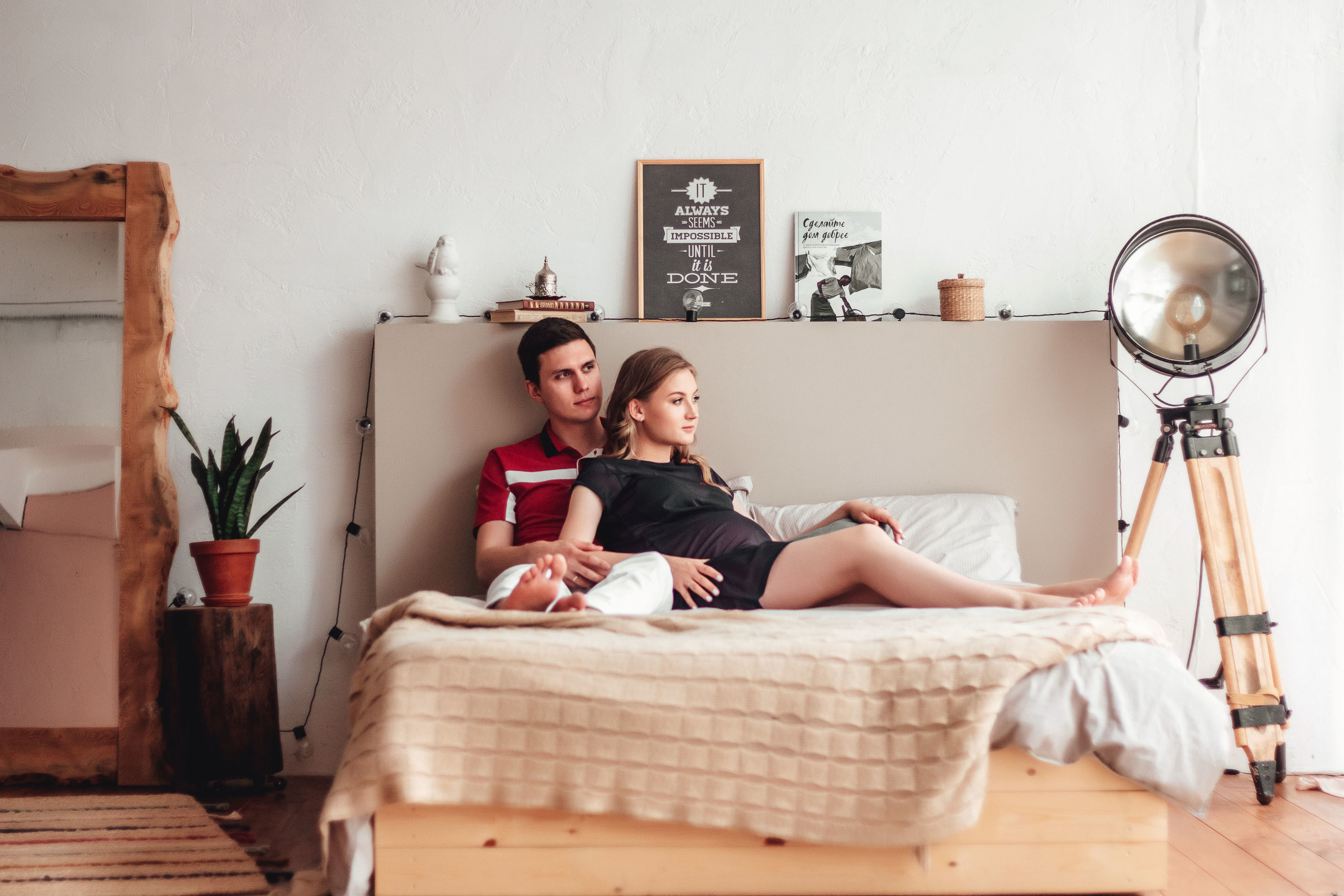 Съемка беременности в студии. Семейный фотограф Екатеринбург Черепанова Олеся