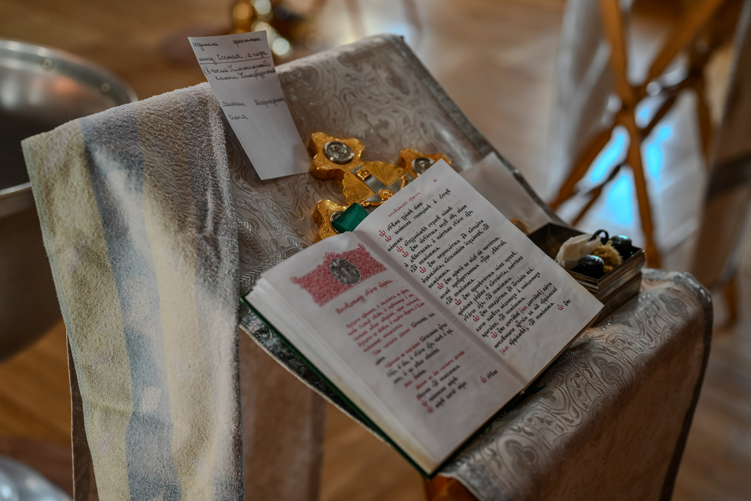 Крещение мама Анна. Семейный и детский фотограф Москва