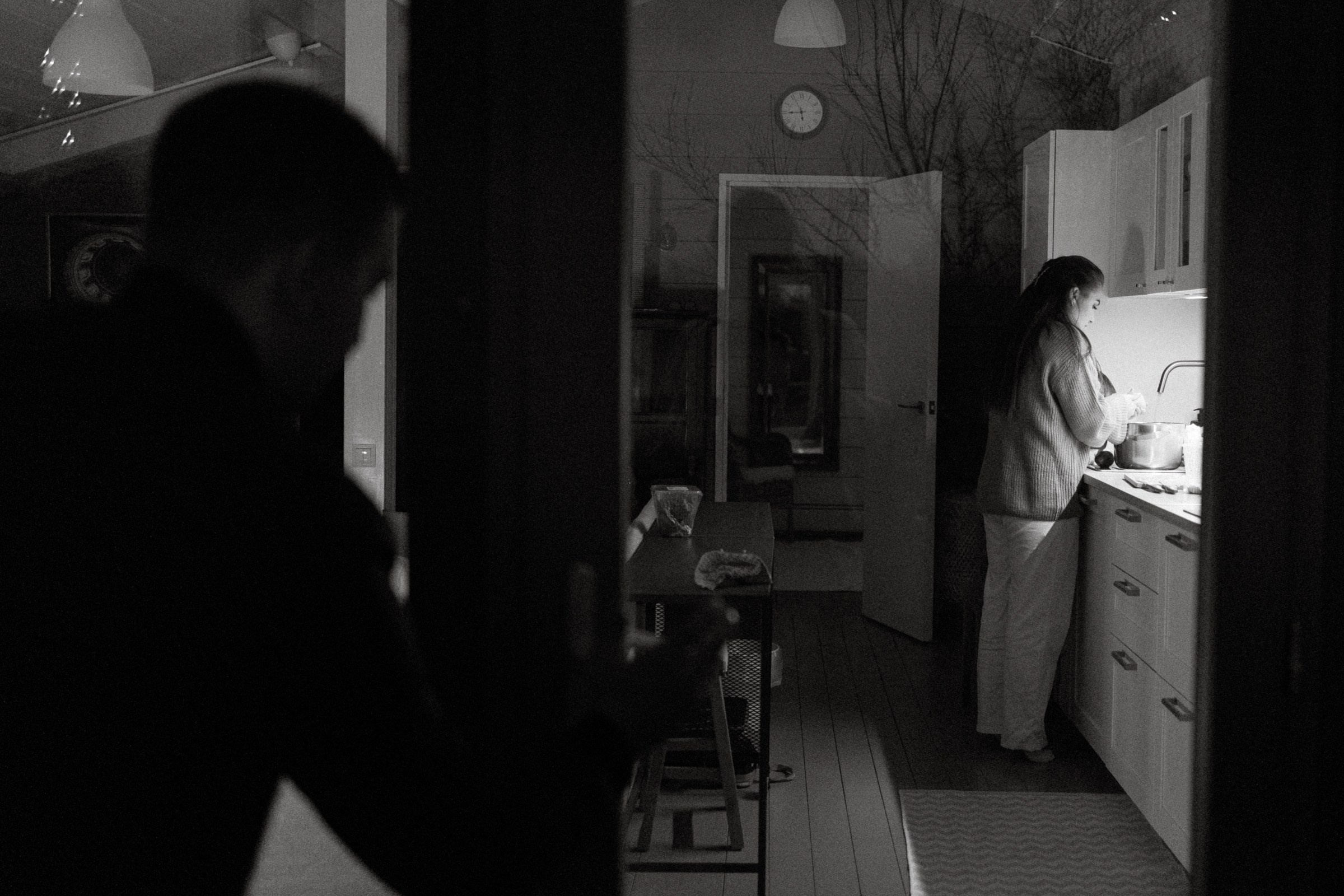 Ушел или пришел. Фотограф Daria Wilner