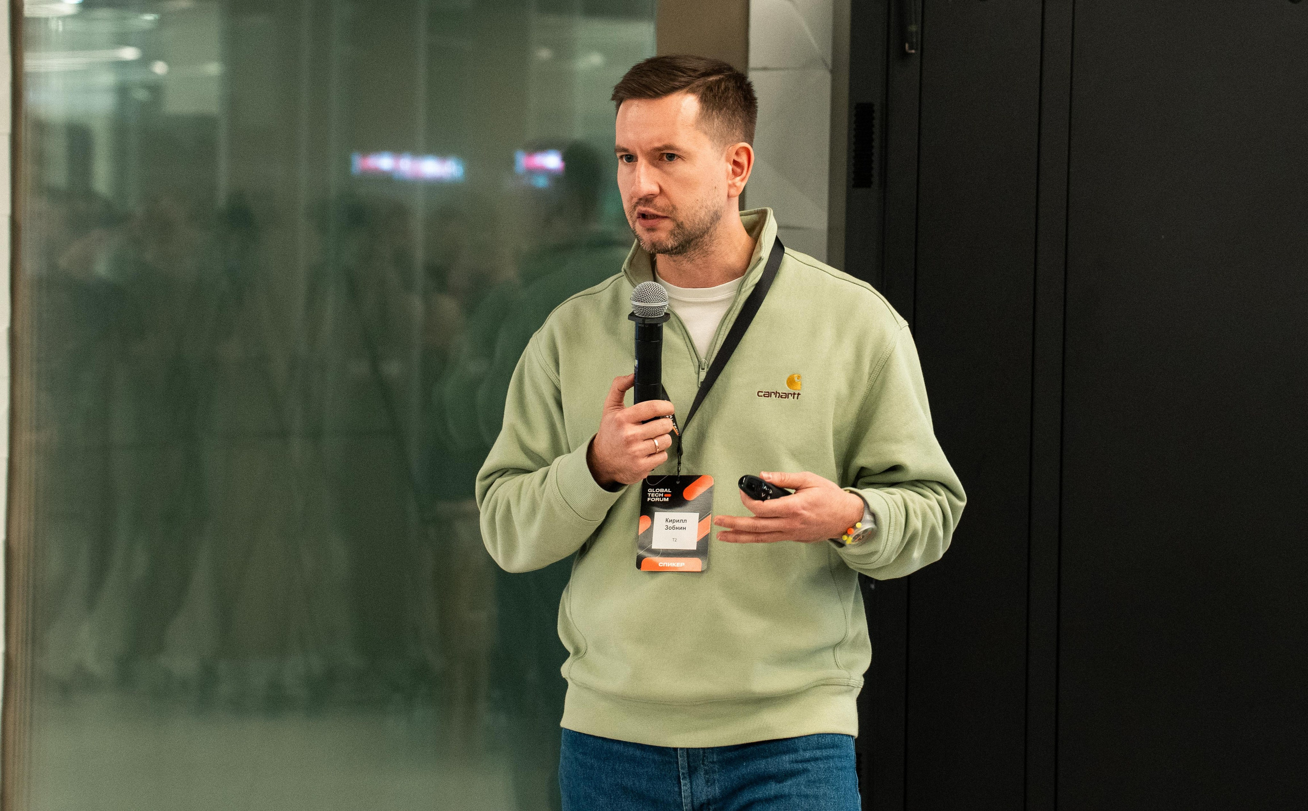 Global Tech Forum 27.03.2026. Коммерческий и художественный фотограф и видеограф в Москве Арсений Тургенев