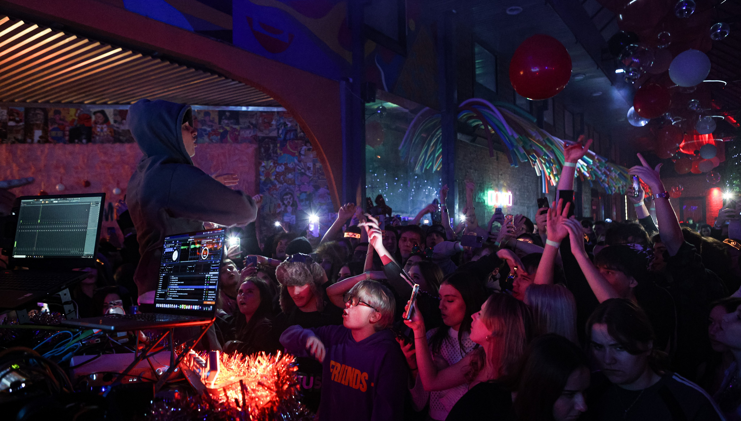 Only 2K17 & Полка + May Wave$ + Иван Золо / @Барный Союз / Краснодар. Концертный фотограф в Краснодаре