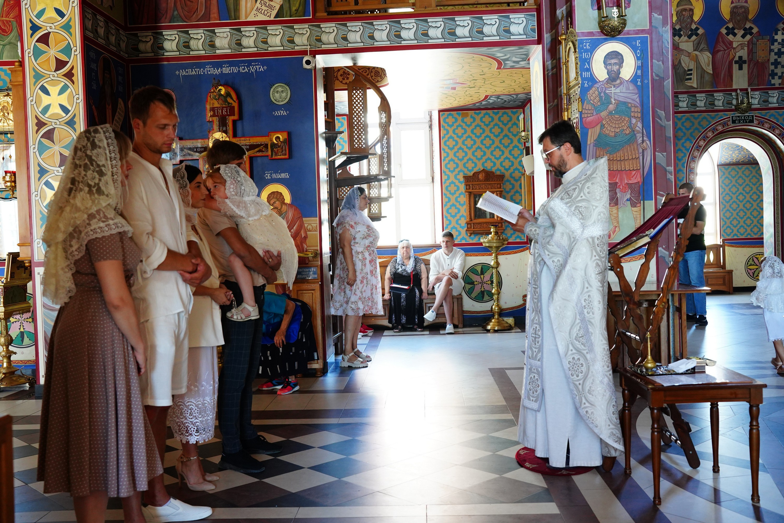 Крещение. MEMENTO.Выпускные альбомы, школьные, юбилейные и другие книги. Ростов-на-Дону