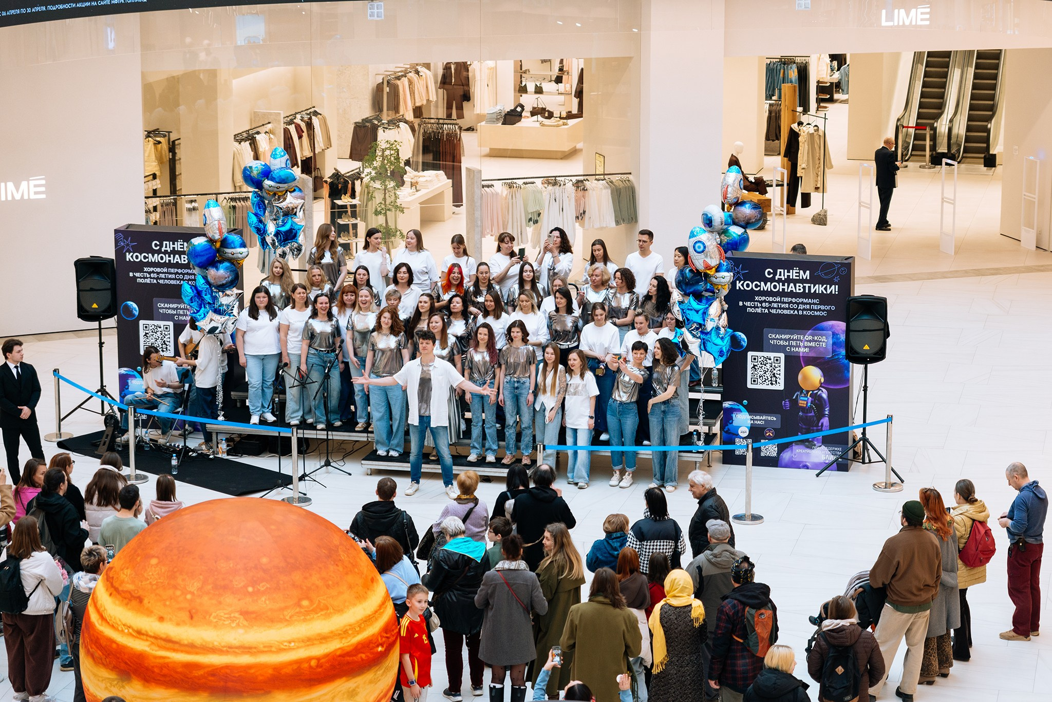 Нескучный хор ТРЦ «Голливуд». Апрель 26. Репортажный фотограф в Санкт-Петербурге Анастасия Клёпова