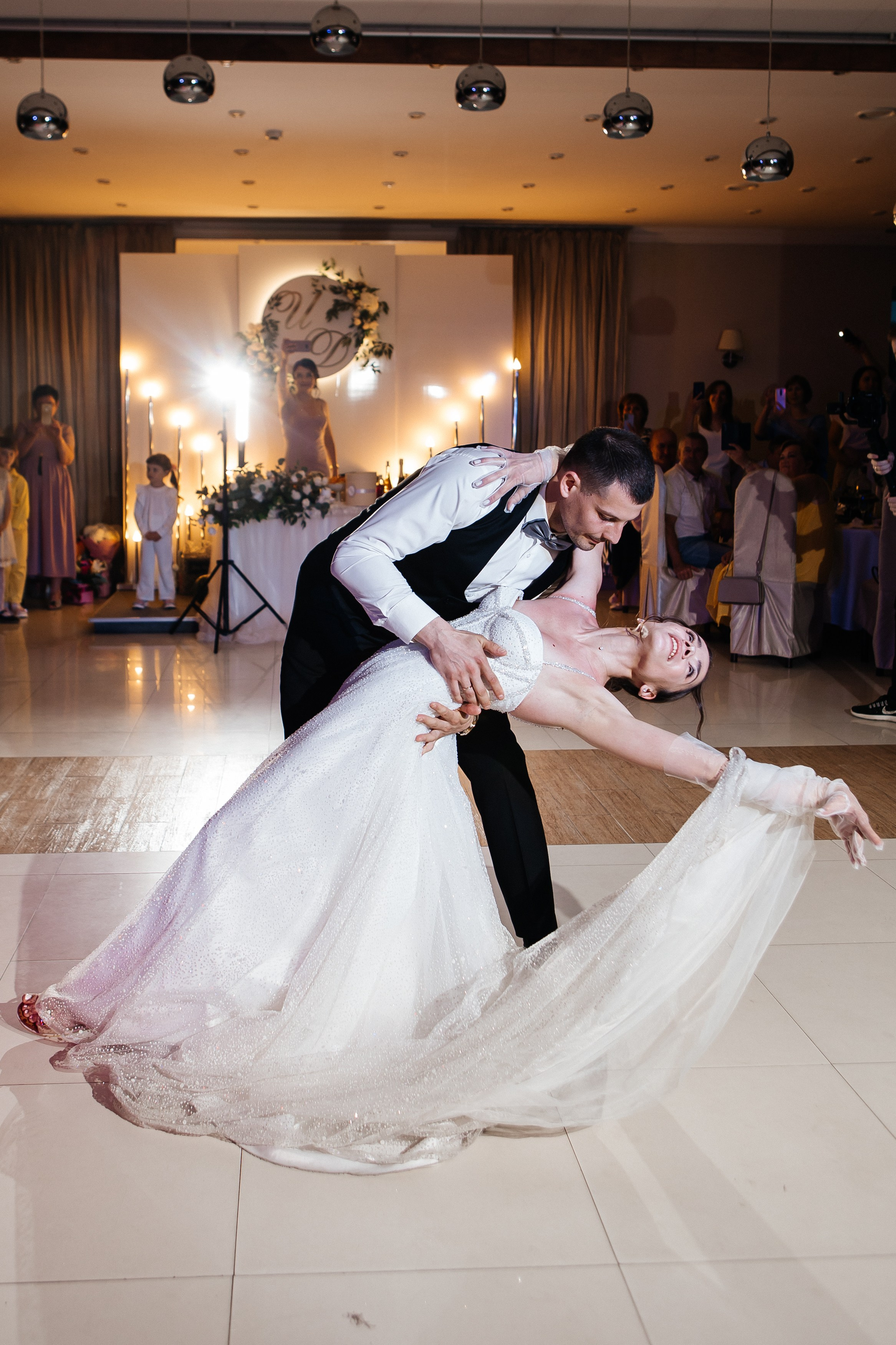 Свадебный фотограф Нижний Новгород. Свадебный и контент фотограф в Нижнем Новгороде Владимир Пресняков