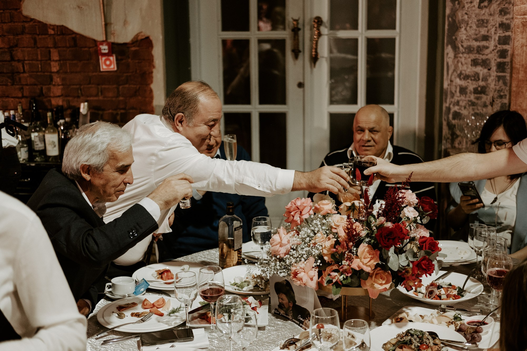 Позовем всех?. Свадебный фотограф Александра Тюлякова