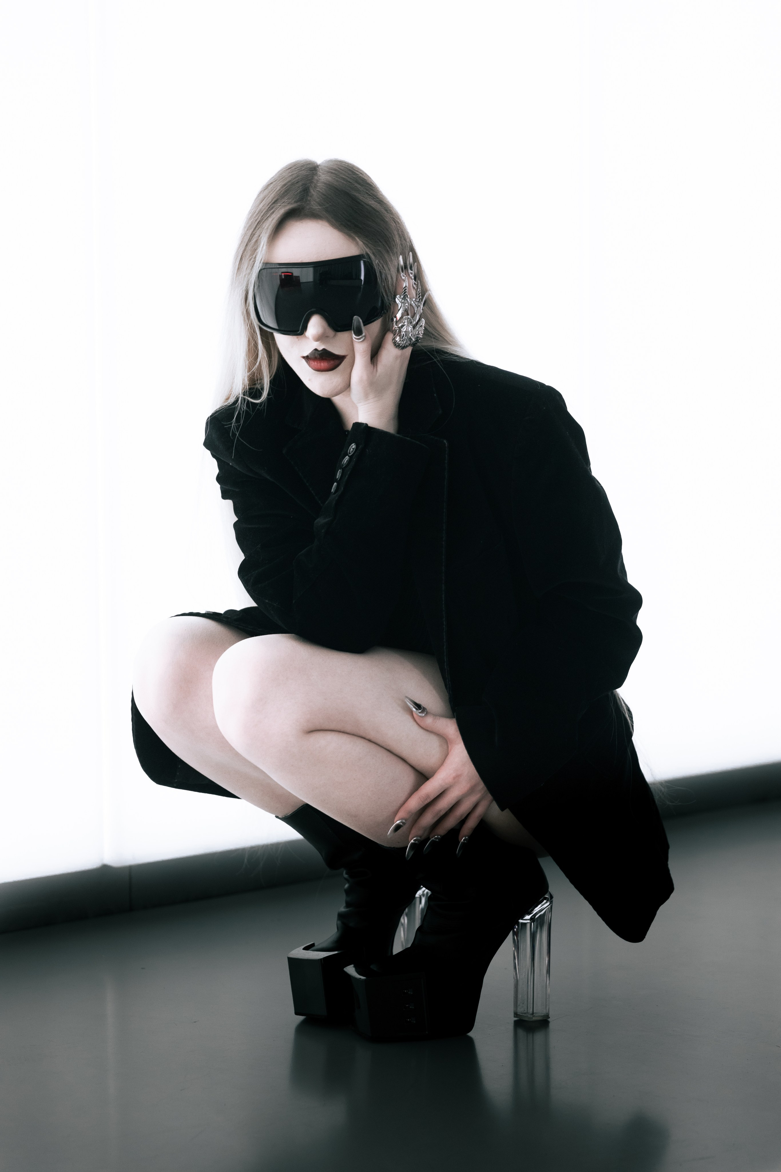 GIRLS. DRIPSTOCK MAG