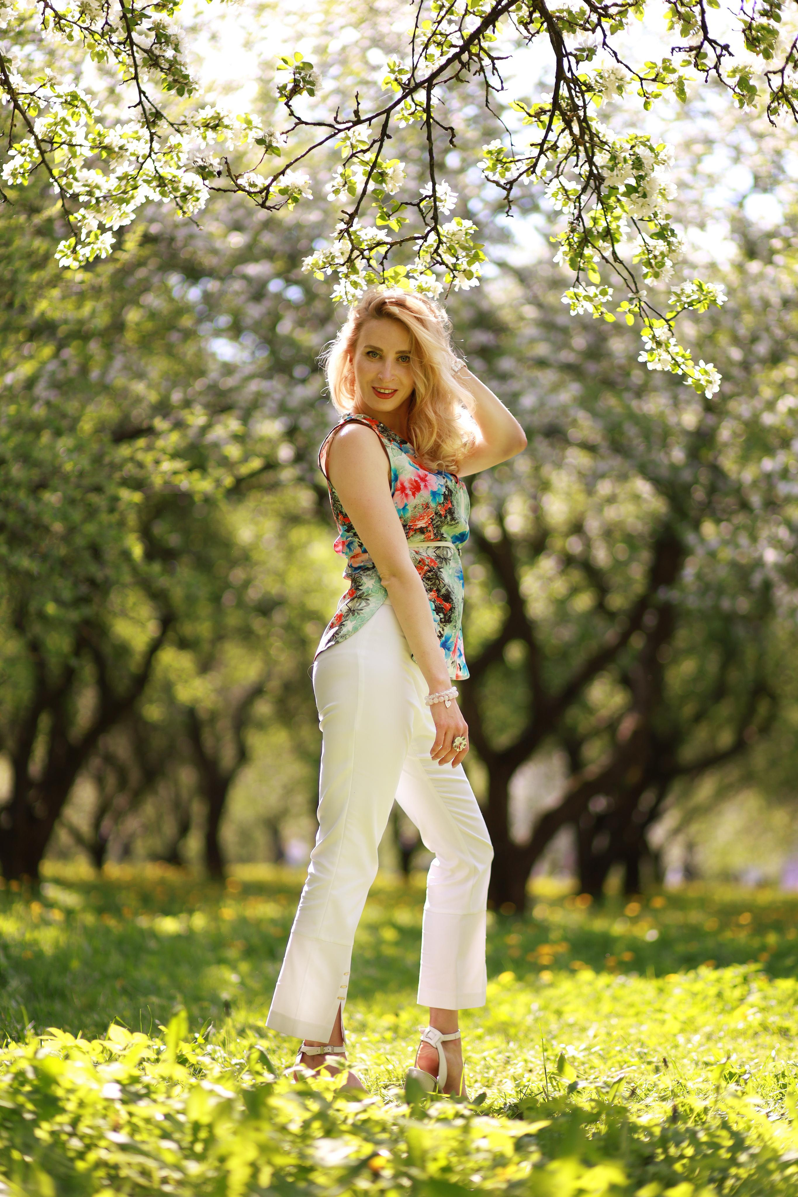 Мариша цветение. Семейный и свадебный фотограф в Минске Юлия Грин