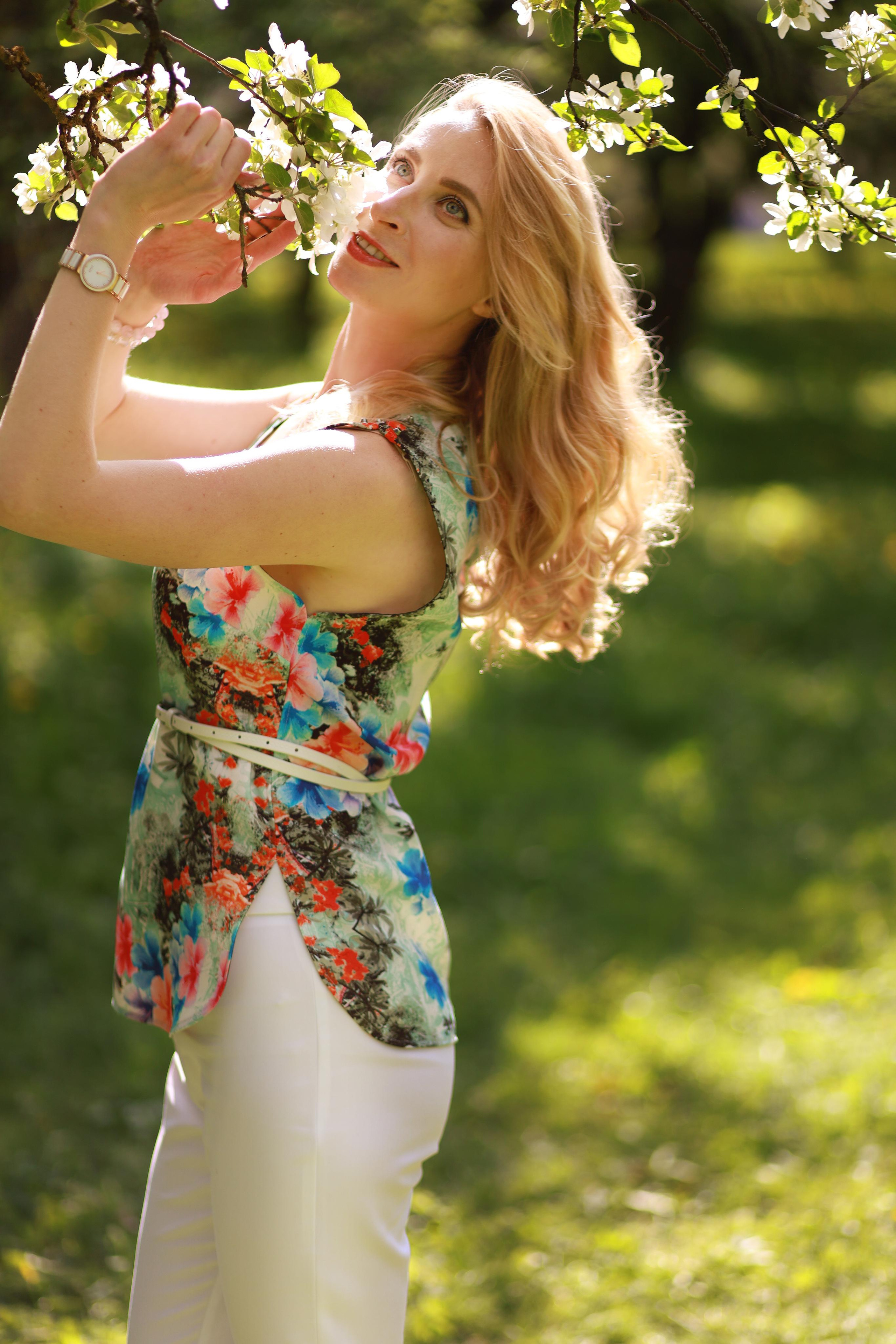 Мариша цветение. Семейный и свадебный фотограф в Минске Юлия Грин