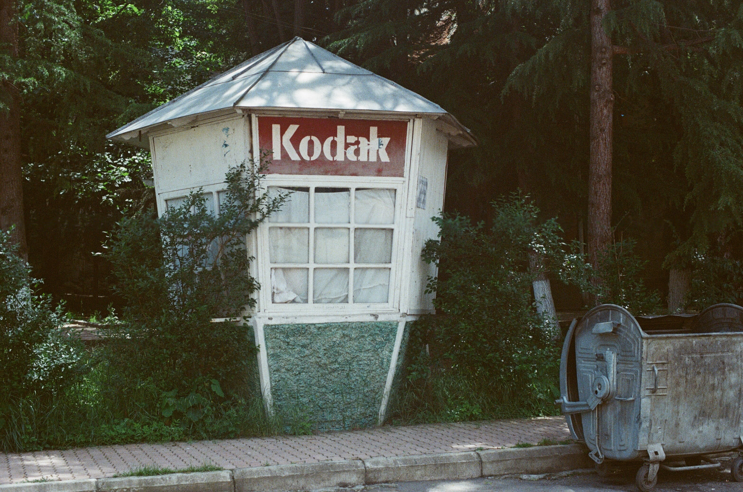 Georia Colour. Aleksander Chernov — Documentary filmmaker and photographer