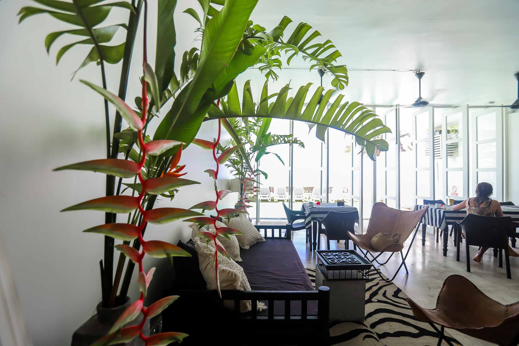 Отель пляж Хабарадува. Фотограф на Шри-Ланке