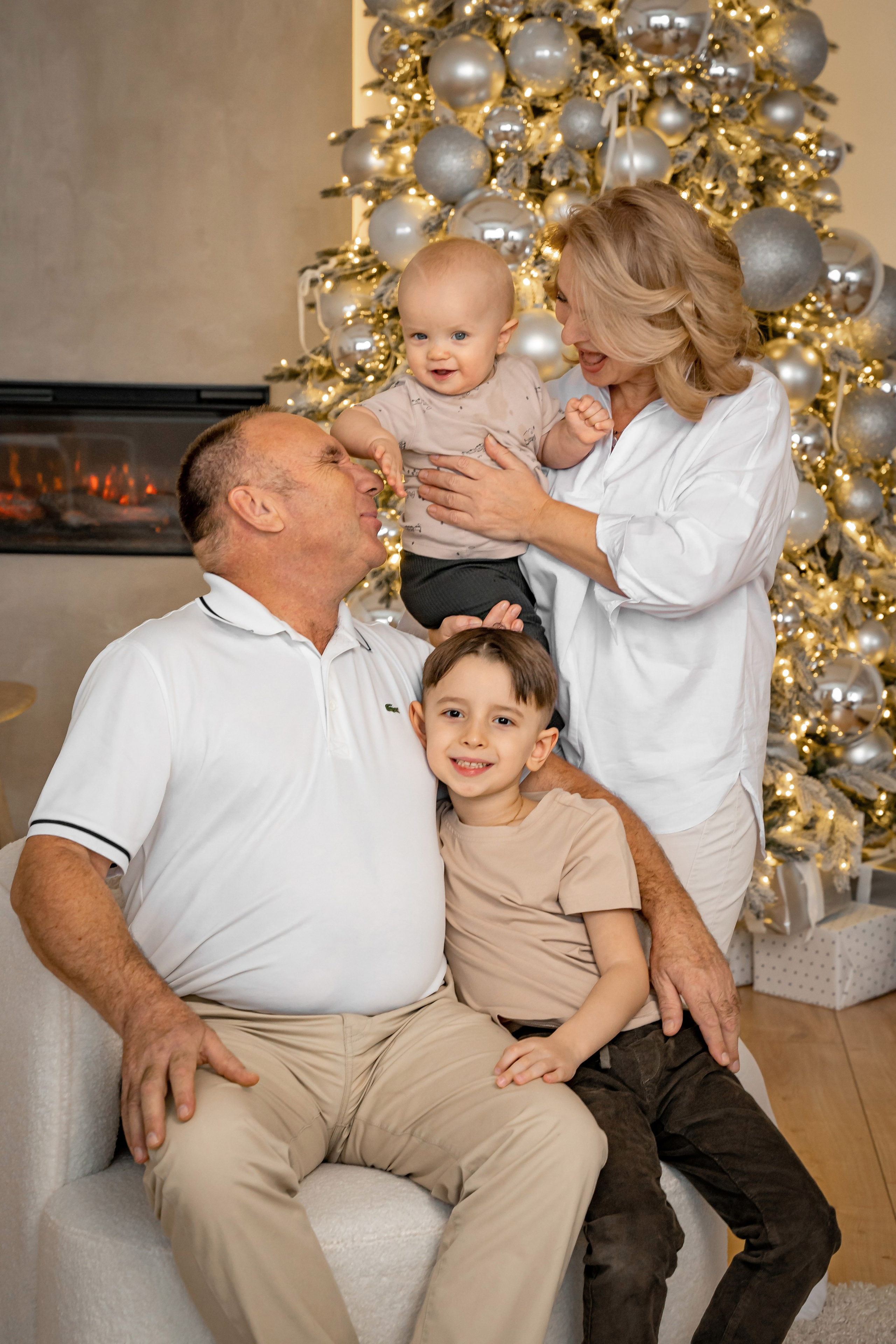 Семейные съёмки в студии. Фотограф Валентина Полунина