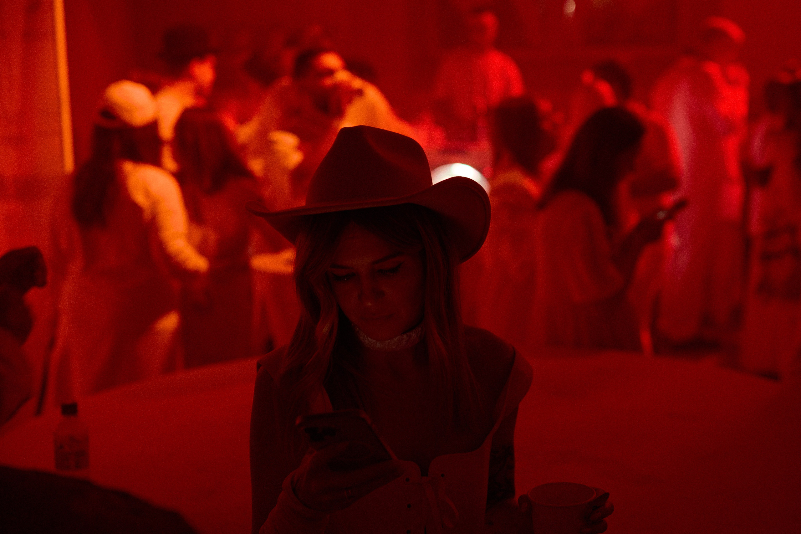 репортажная фотосъемка вечеринка выпускной serial killer чистилище артур погосян bonweddings репортажный фотограф москва екатеринбург калининград 