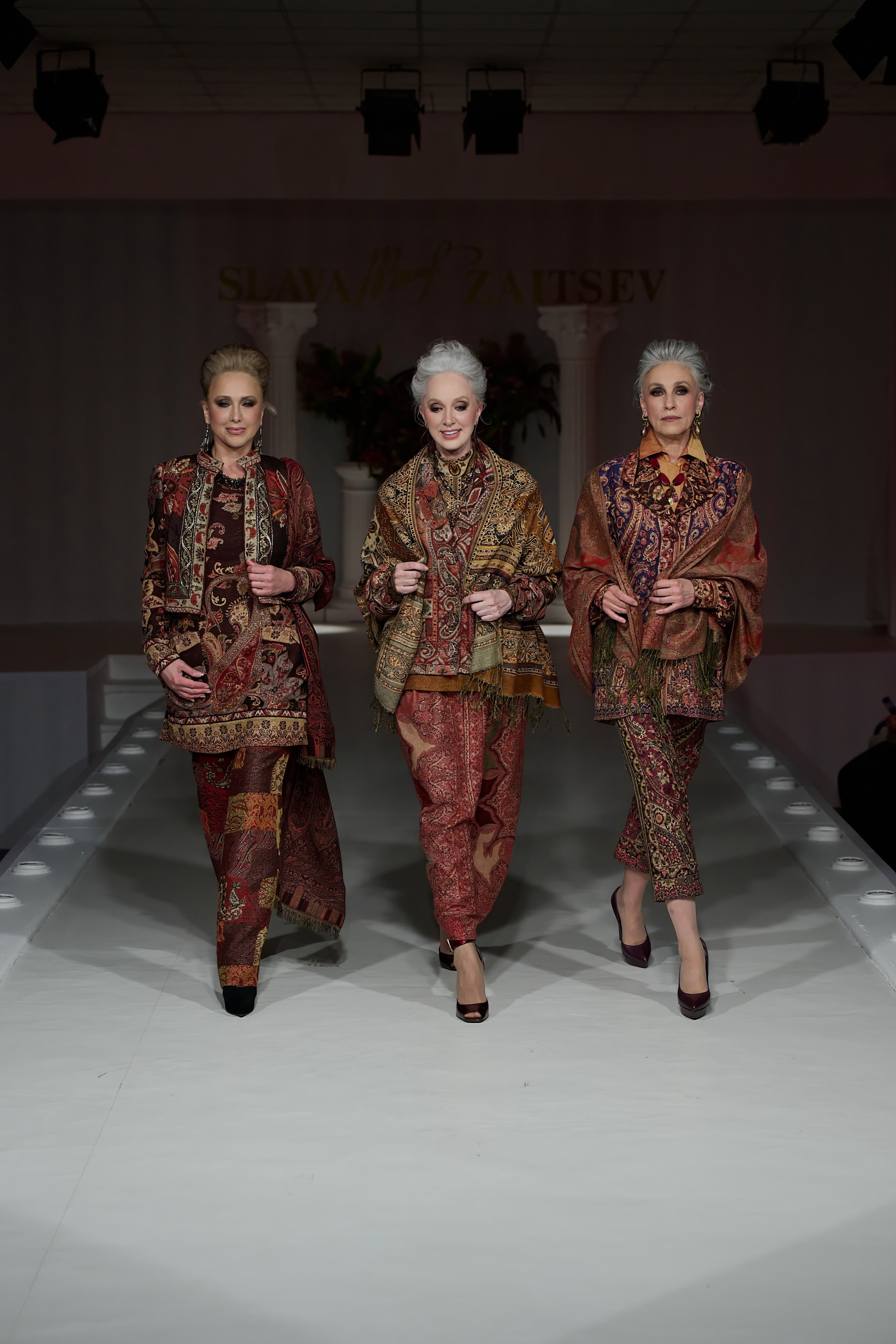 Slava&Yegor Zaitsevs. Показ-спектакль «Воспоминание». 21 июня 2025. Дима Бабушкин. Фотограф. Подиум. Репортаж. Творчество. Дорого