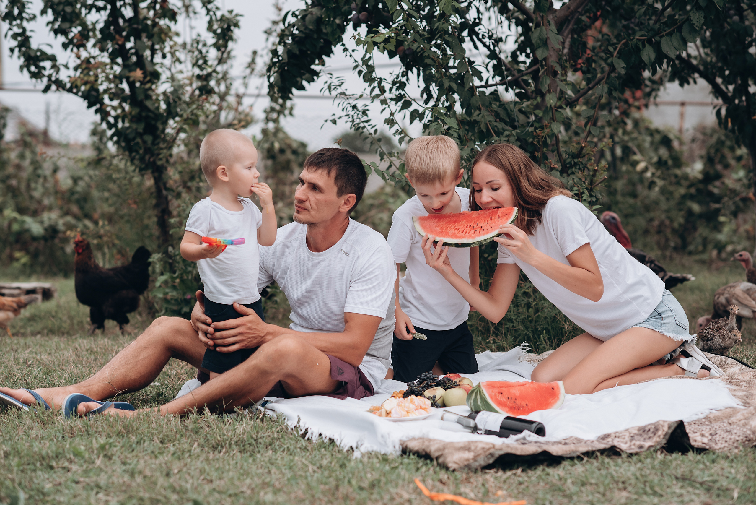 Пикник на заднем дворе. Свадебный и семейный фотограф Екатерина Коробова г. Моздок