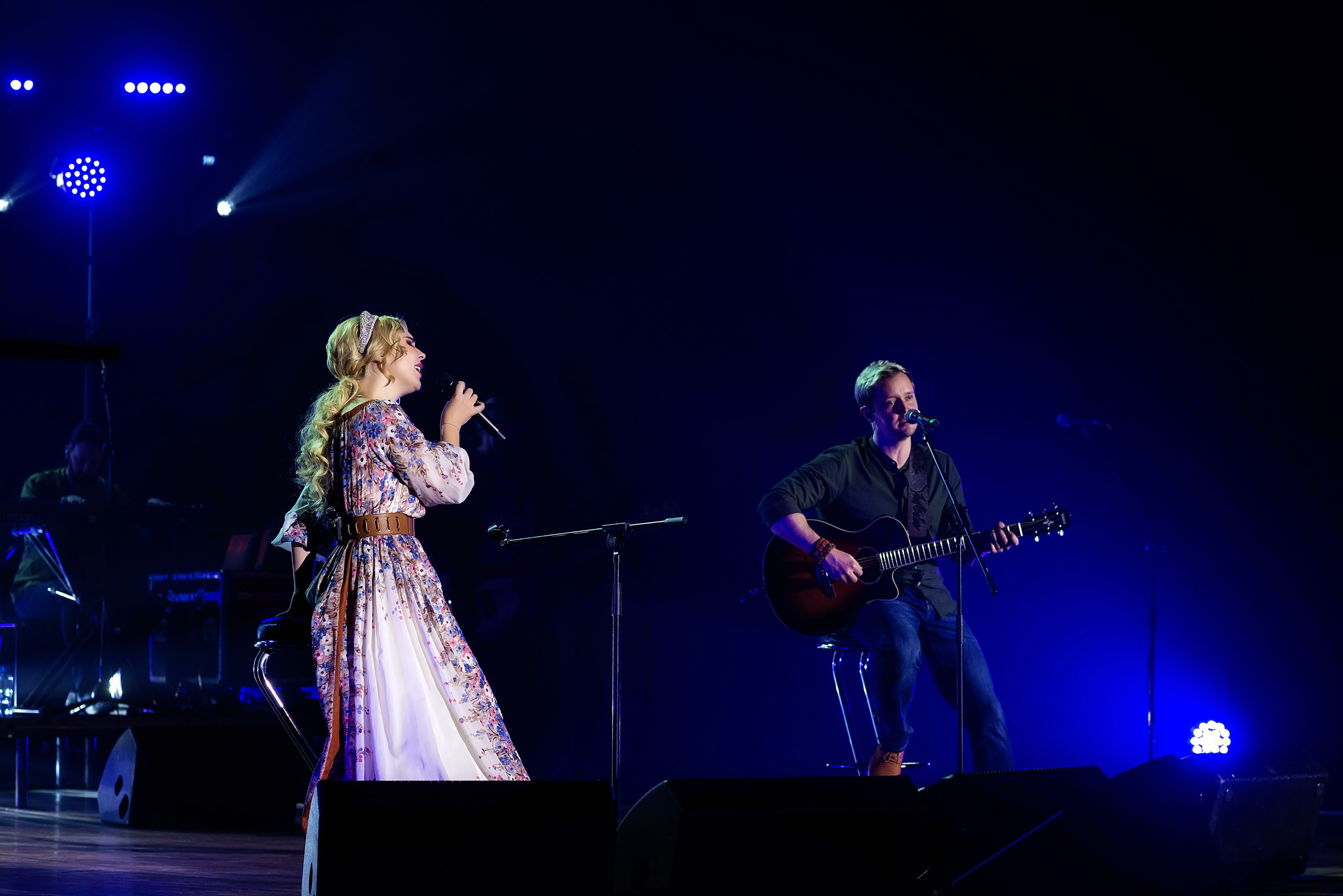 Концерт Пелагеи. Школьный, фэшн фотограф в Тюмени и в России Ирина Королева