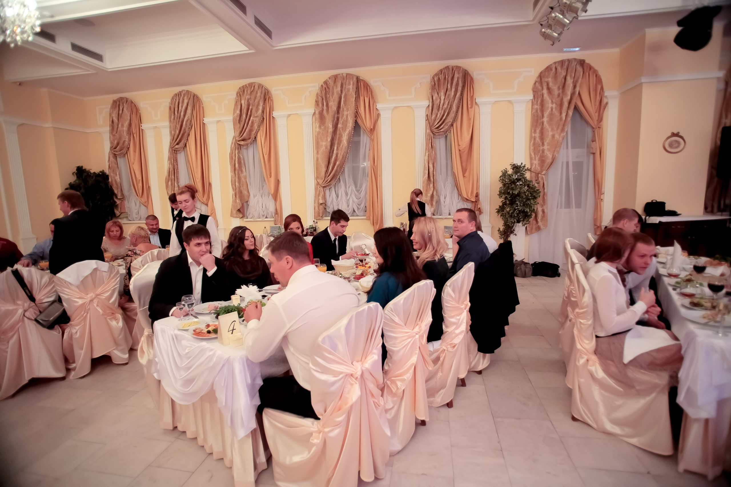 Банкет/Banquet. Максим Матвийченко и Виктория Басова профессионалы своего дела