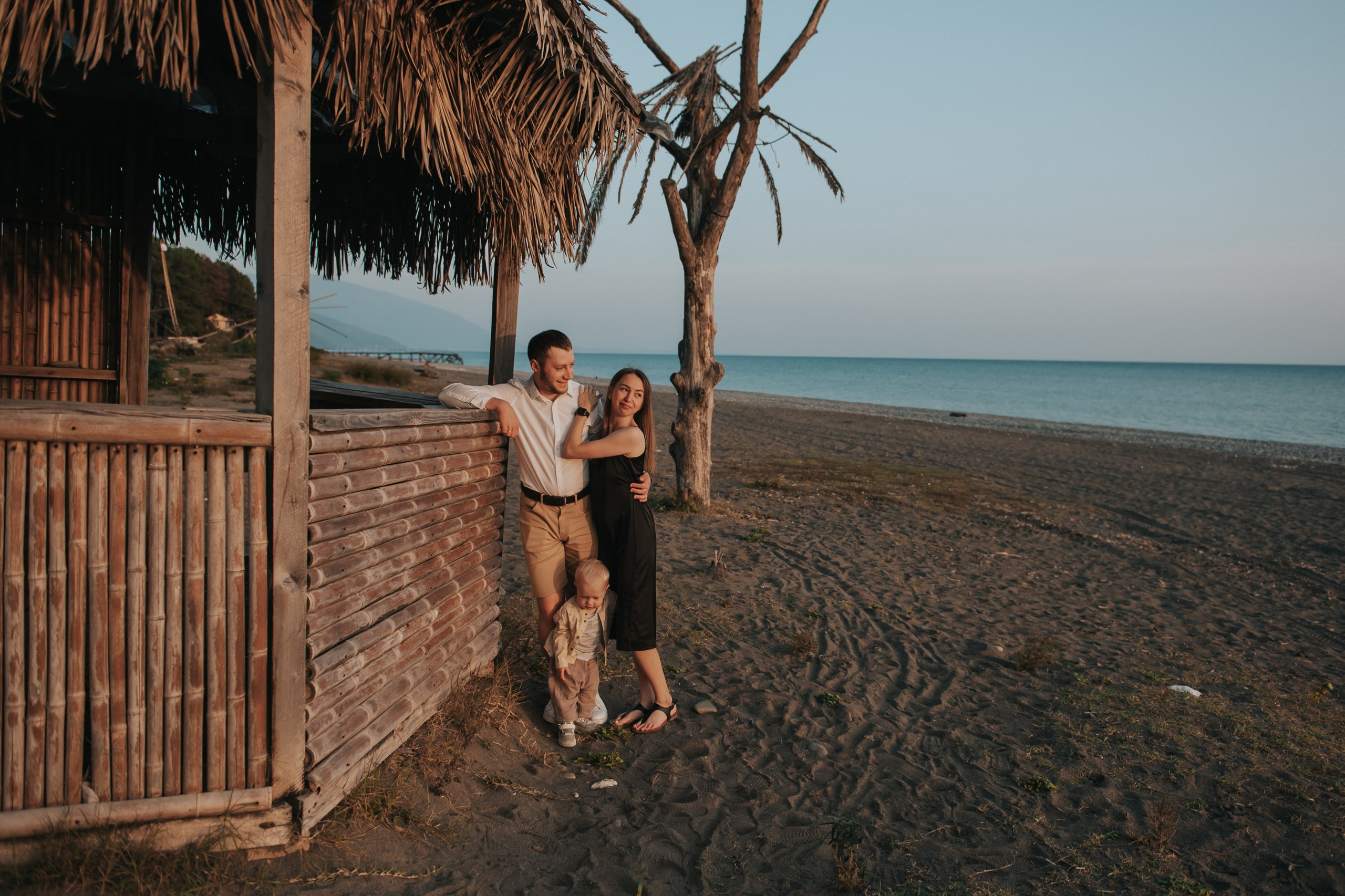 На диких пляжах Абхазии. Гячрыпш. Свадебный и семейный фотограф София Невская