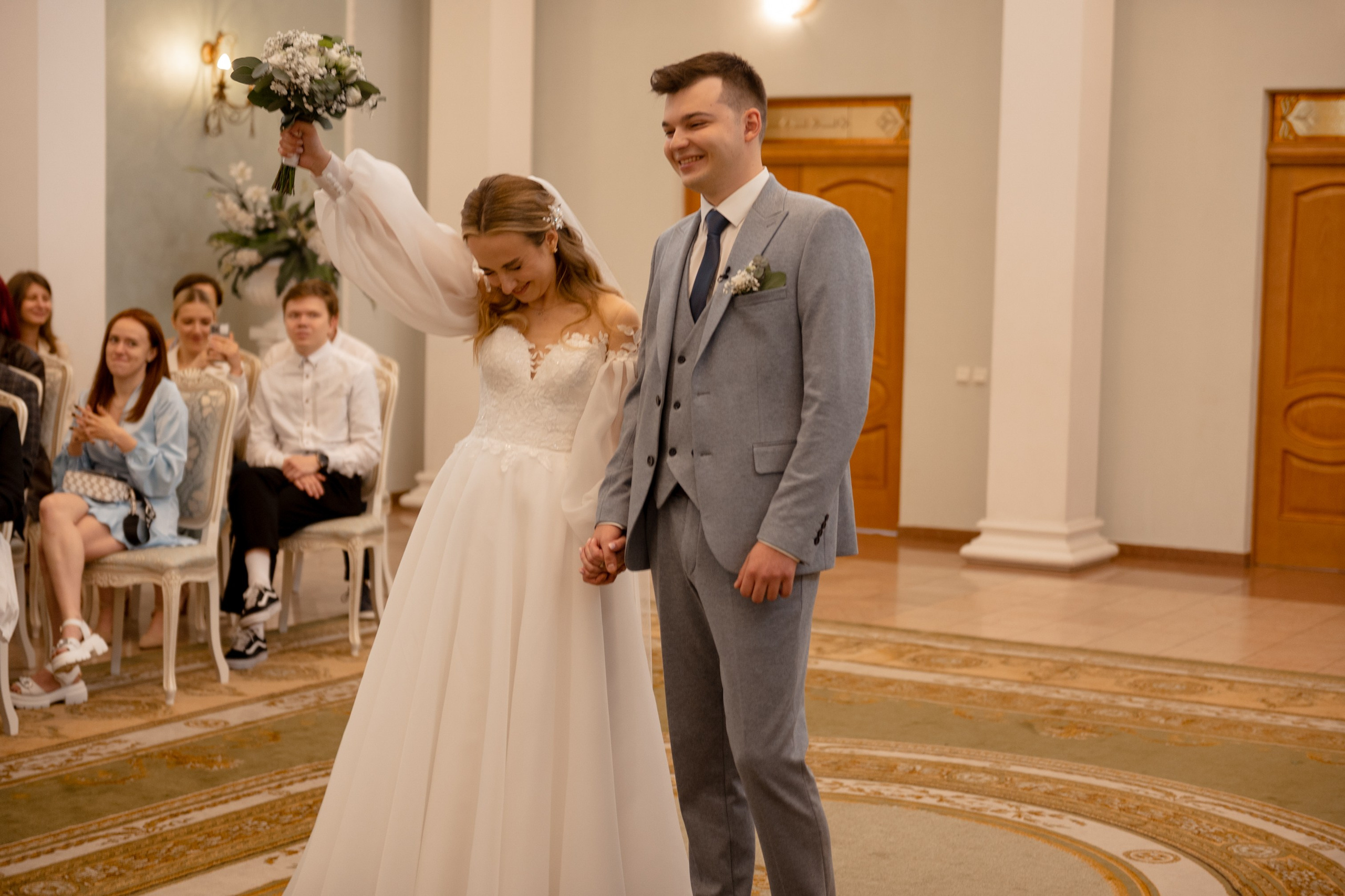 Весь день под дождем, вечером закат на озере. Свадебный и семейный фотограф София Невская