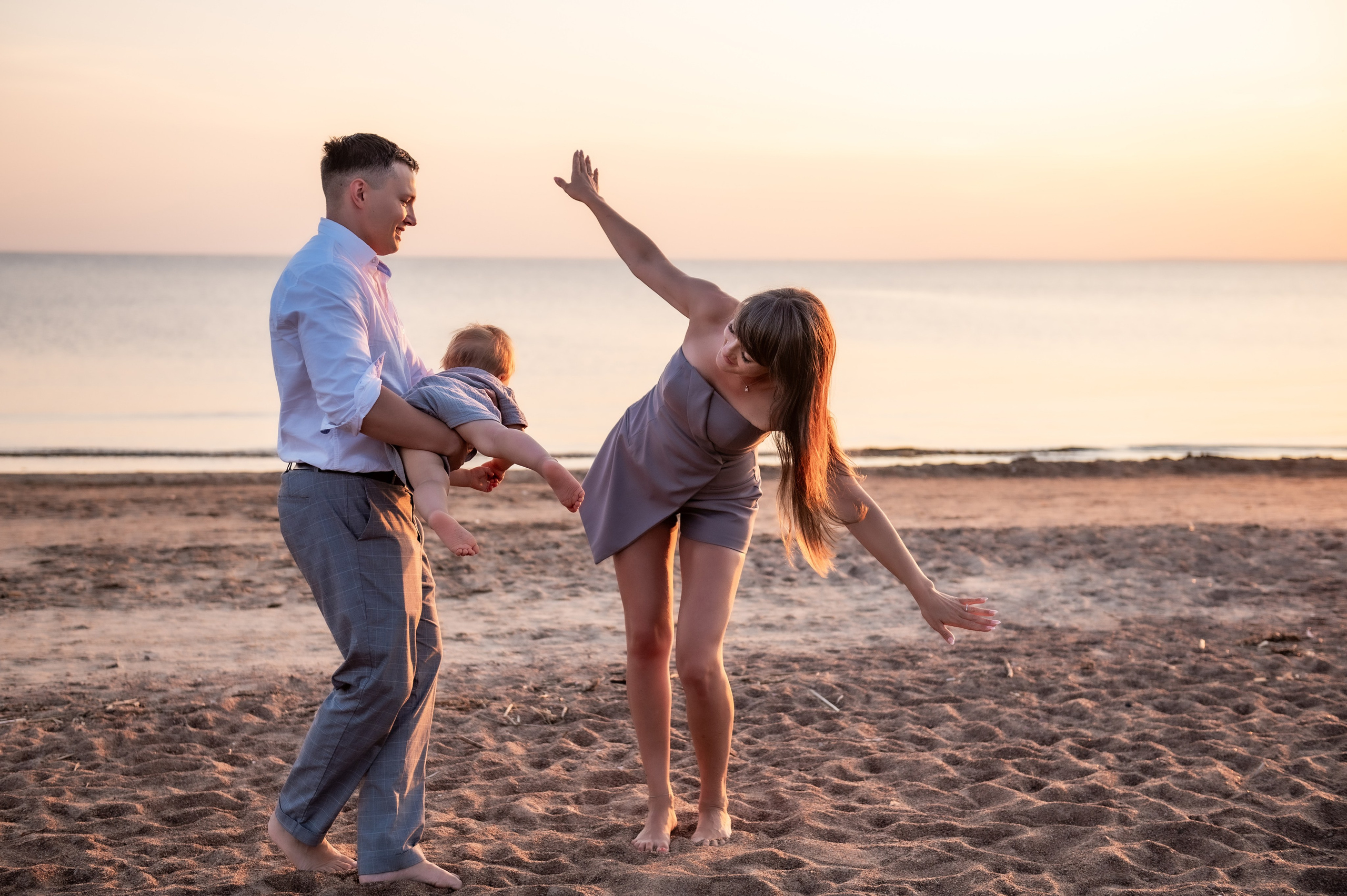 Семейная съемка на пляже. Свадебный и семейный фотограф в Санкт-Петербурге — Мария Черепанова