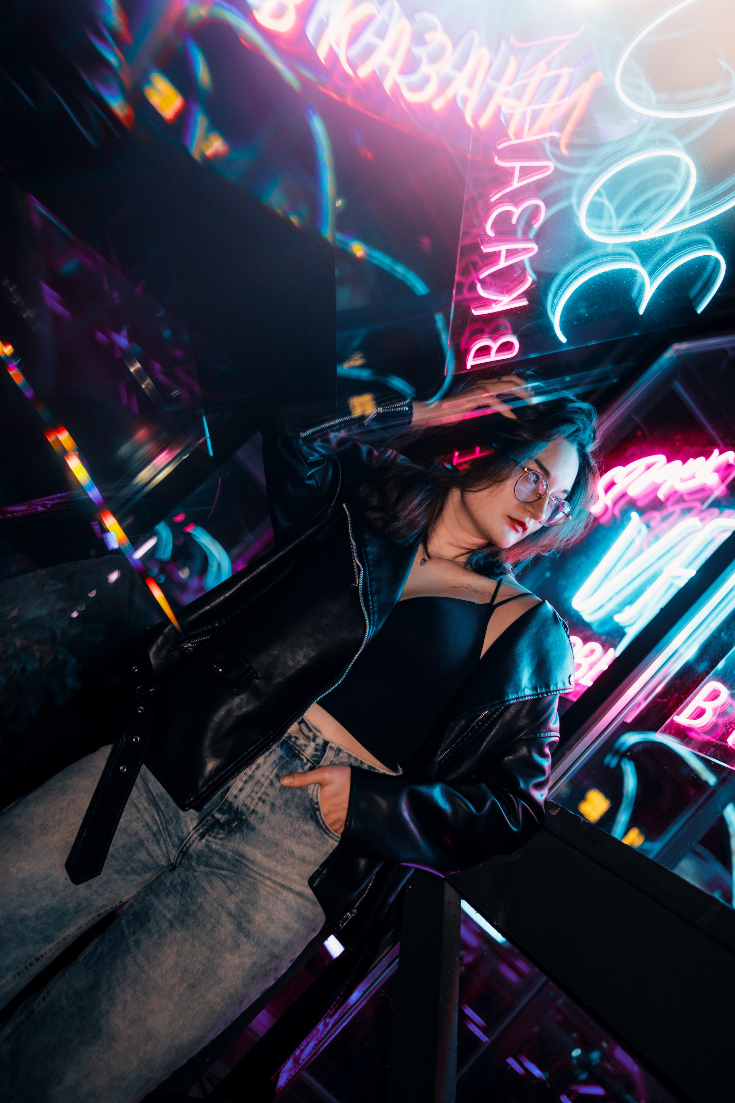 Юля | Палитра неоновых огней. Felixtones