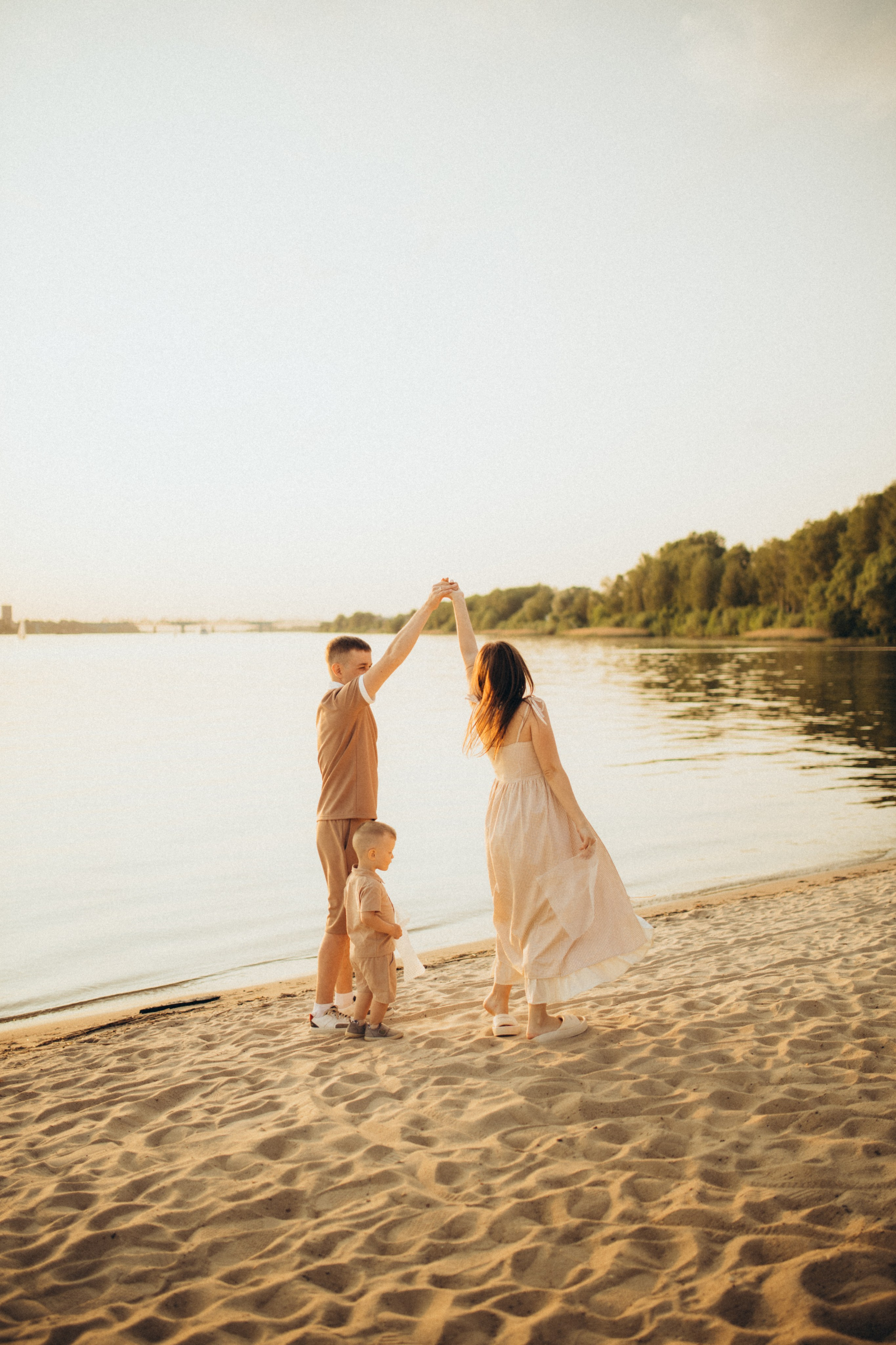 Арина, Женя и Леон. Семейный фотограф Вероника Каюрова Ярославль