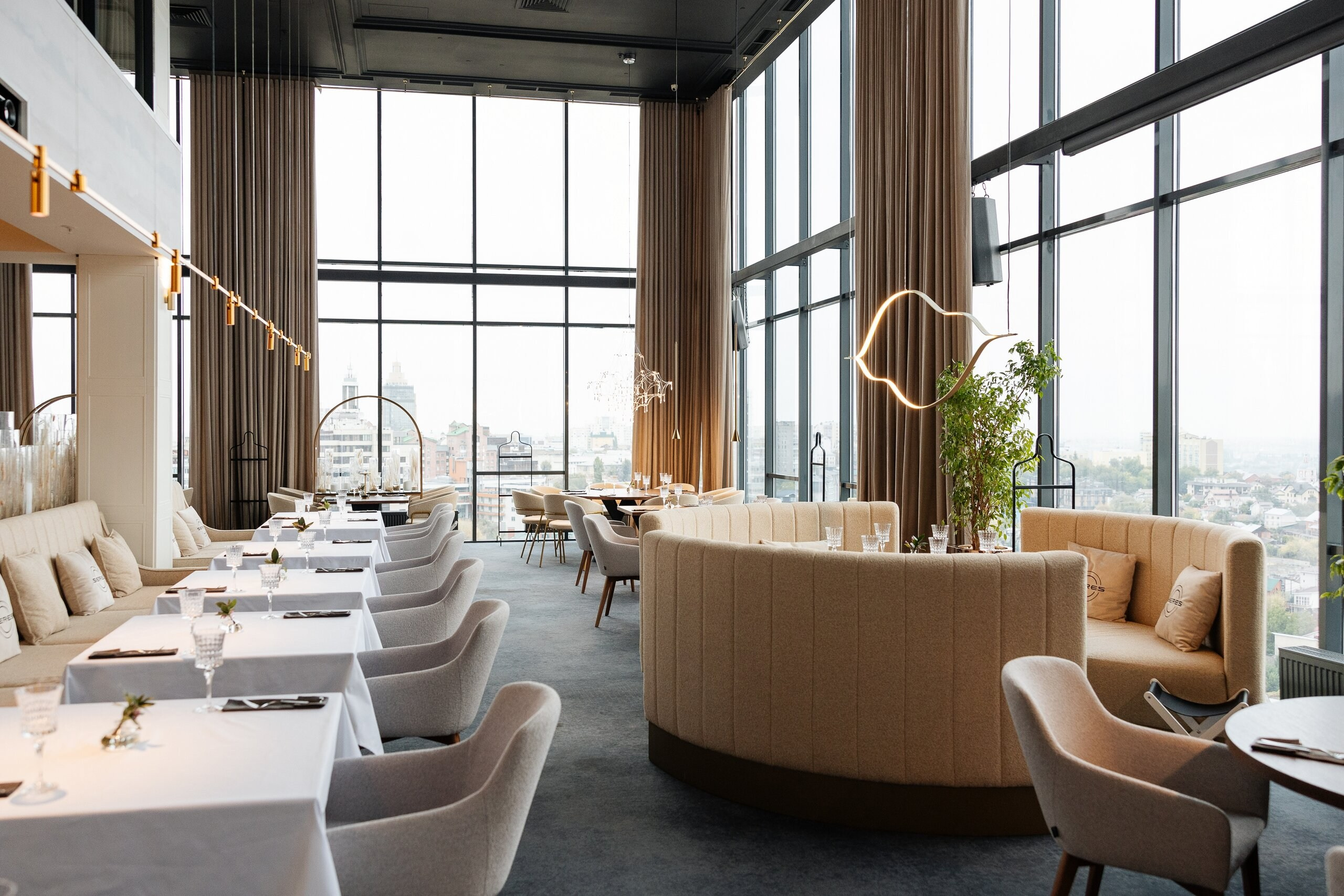 Гастрономический ресторан Москва. Свадебный и репортажный фотограф в Воронеже Сергей Максимов