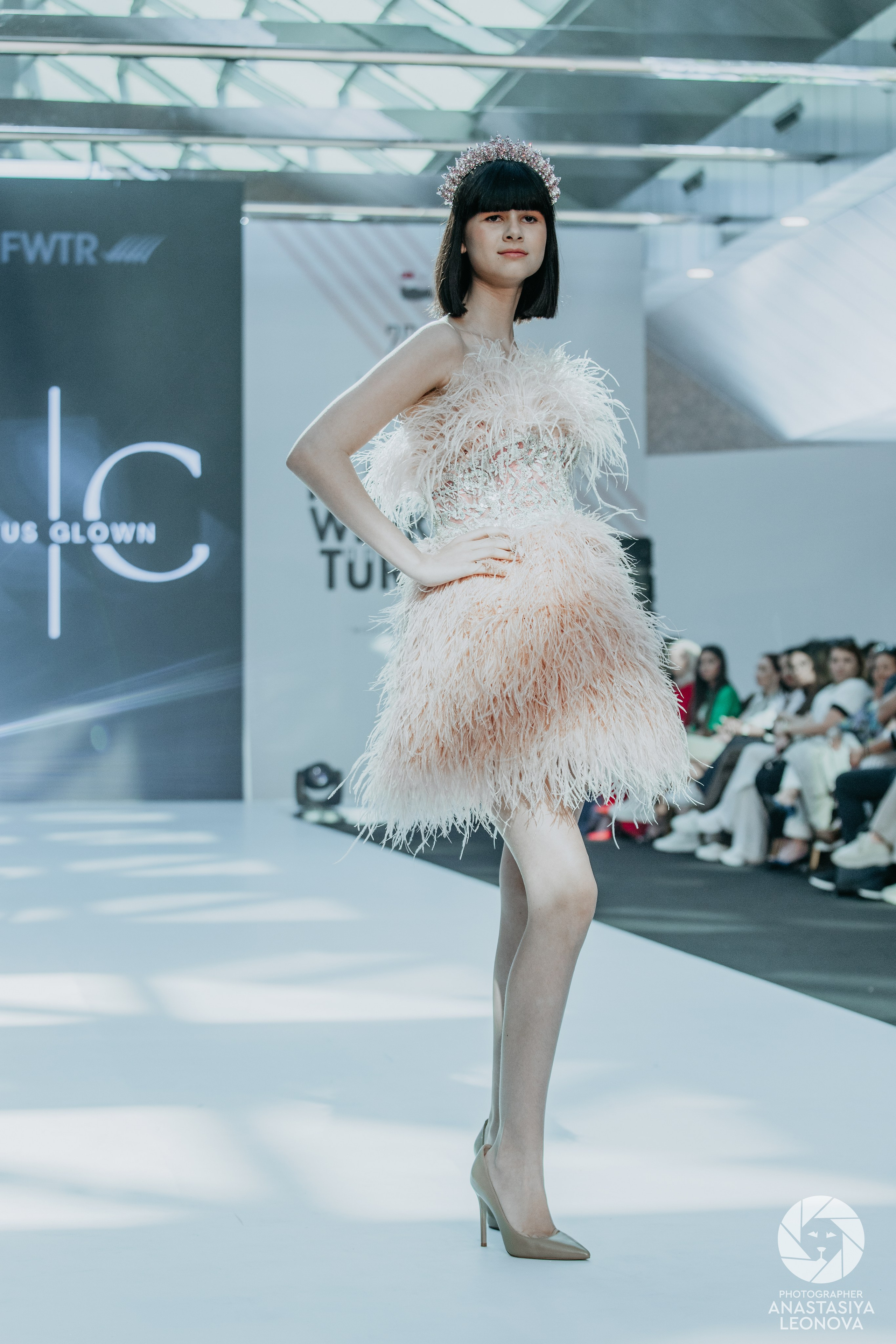 Fashion Week Türkiye [spring, 2025]. Anastasia Leonowa