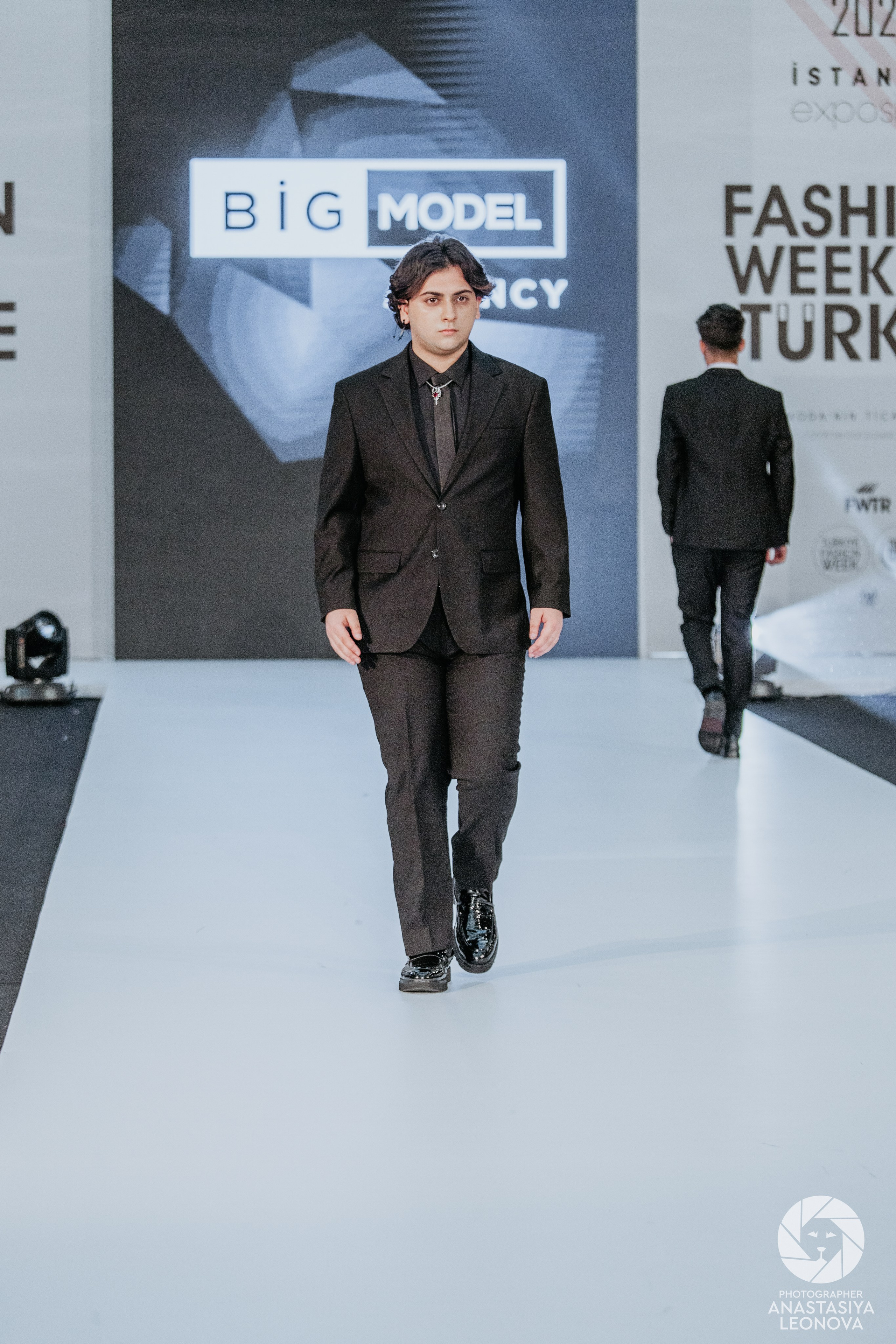 Fashion Week Türkiye [spring, 2025]. Anastasia Leonowa