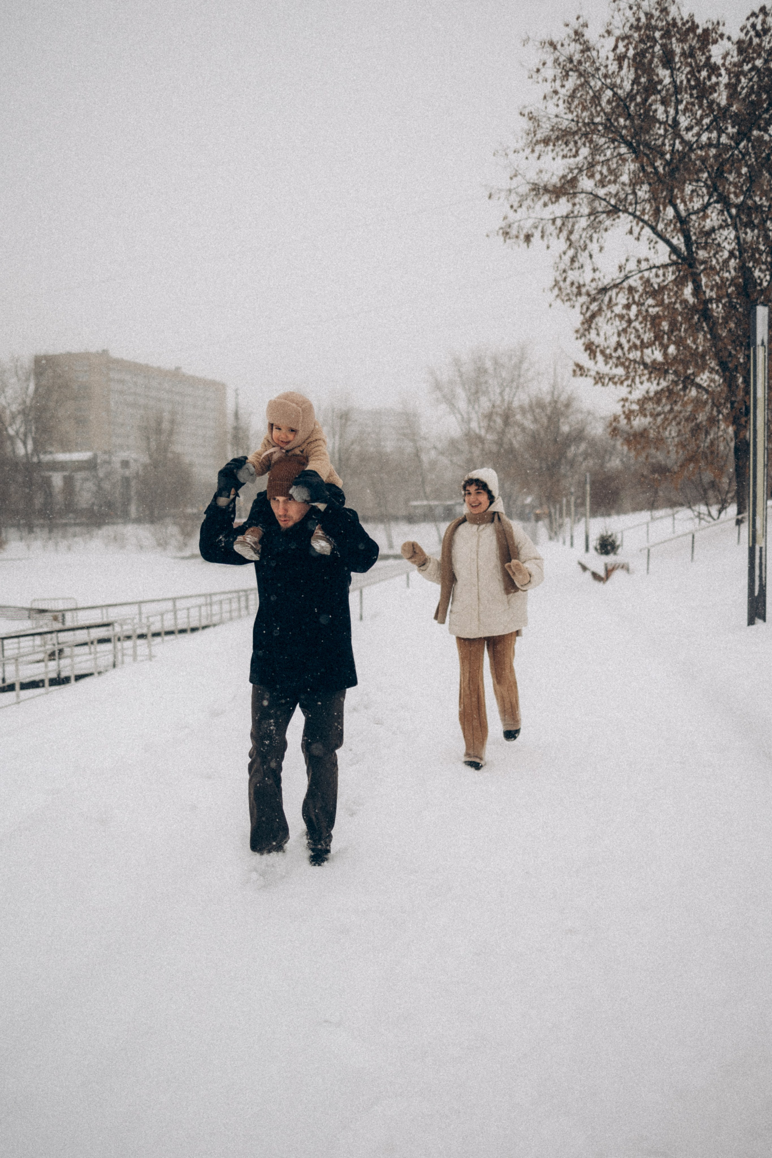 Семейная фотосессия на улице. Семейный фотограф в Москве Бунина Маргарита