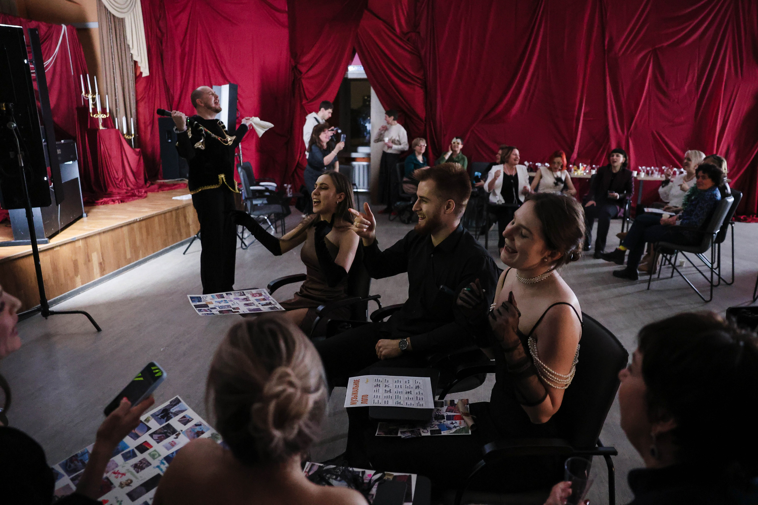 Вечеринки / вспышка. Репортажный фотограф в Москве Арина Антонова