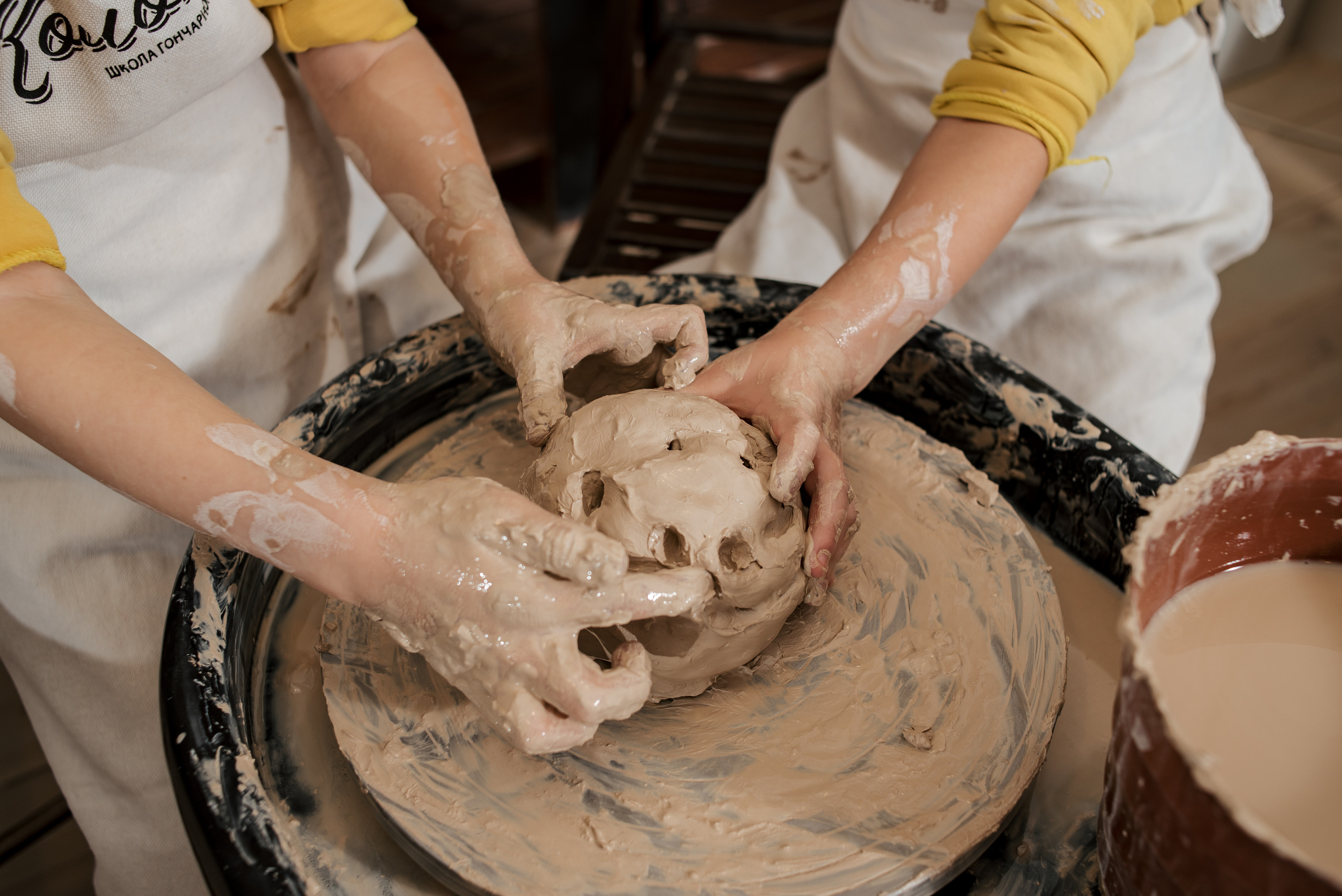 Семейная фотосессия в гончарной мастерской. Фотограф Екатерина Шереметова Ижевск Сарапул Воткинск