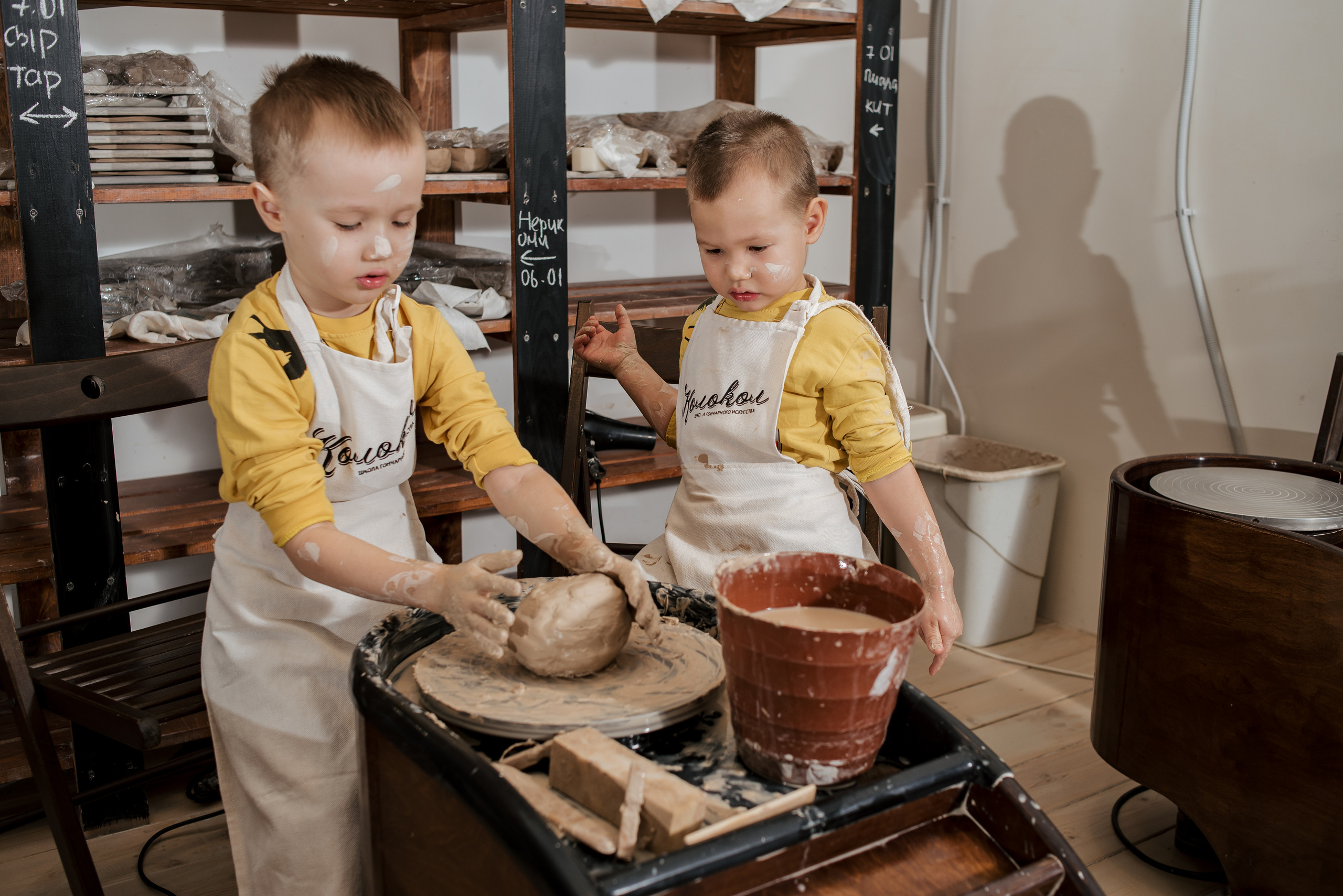 Семейная фотосессия в гончарной мастерской. Фотограф Екатерина Шереметова Ижевск Сарапул Воткинск