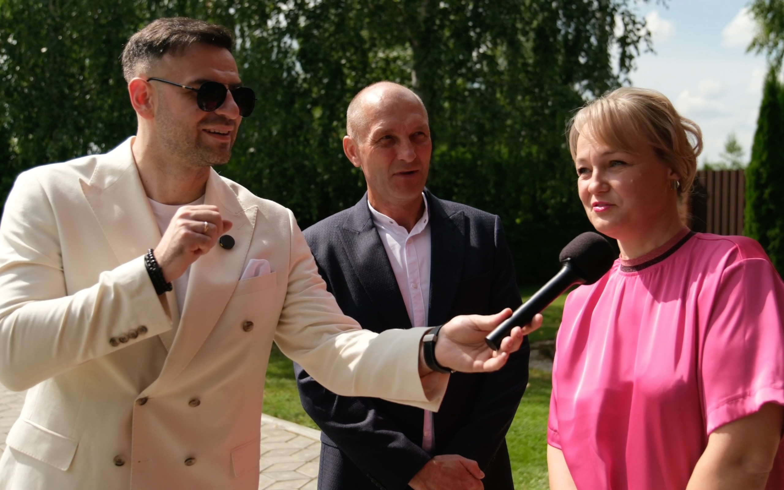 Свадебное SDE интервью в Ивье. Репортажный видеограф Илья Сухоносиик