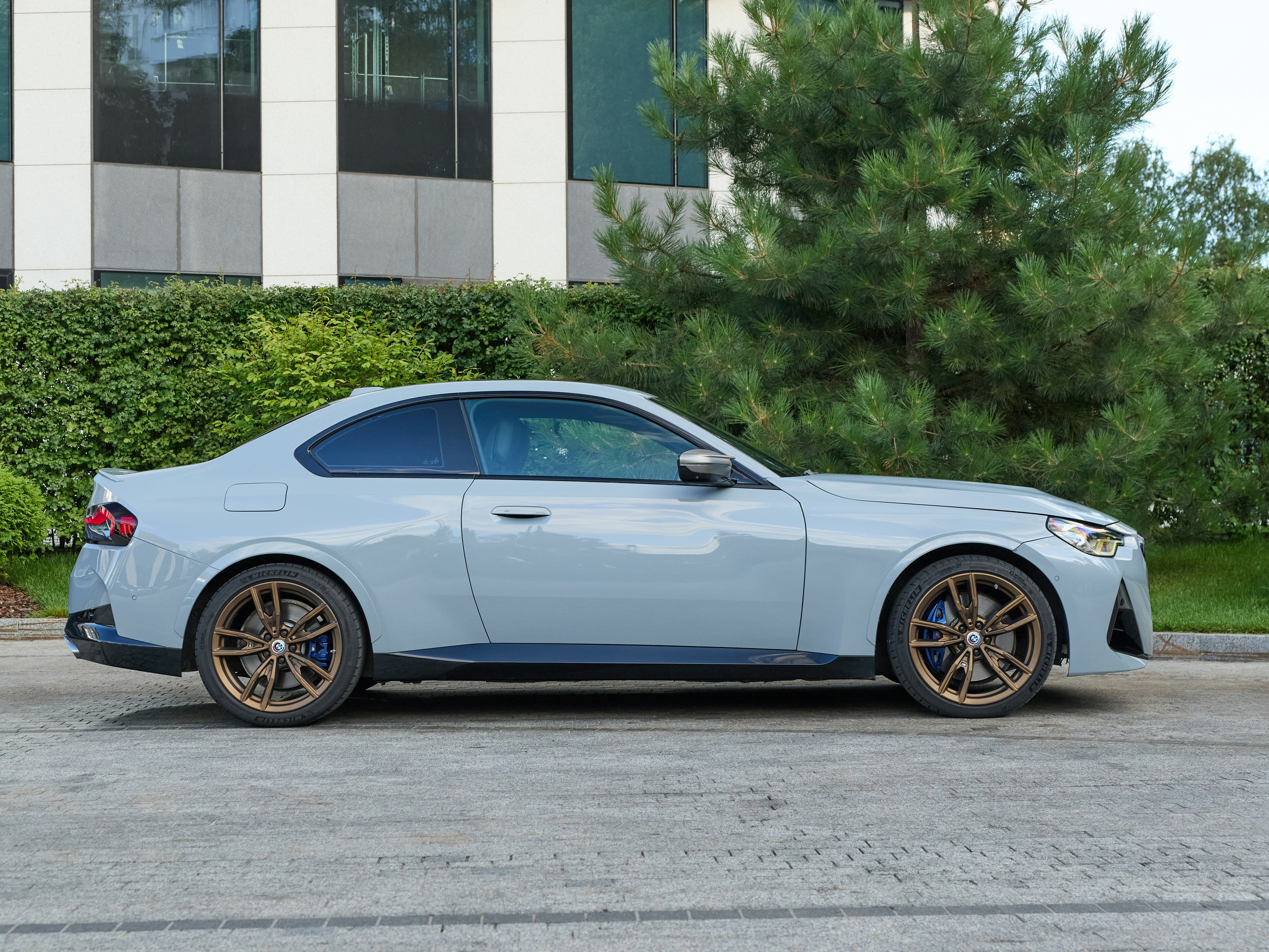 BMW m240i. Креативное агентство полного цикла в Москве — фото, видео и AI-контент для брендов | IDeAI studio