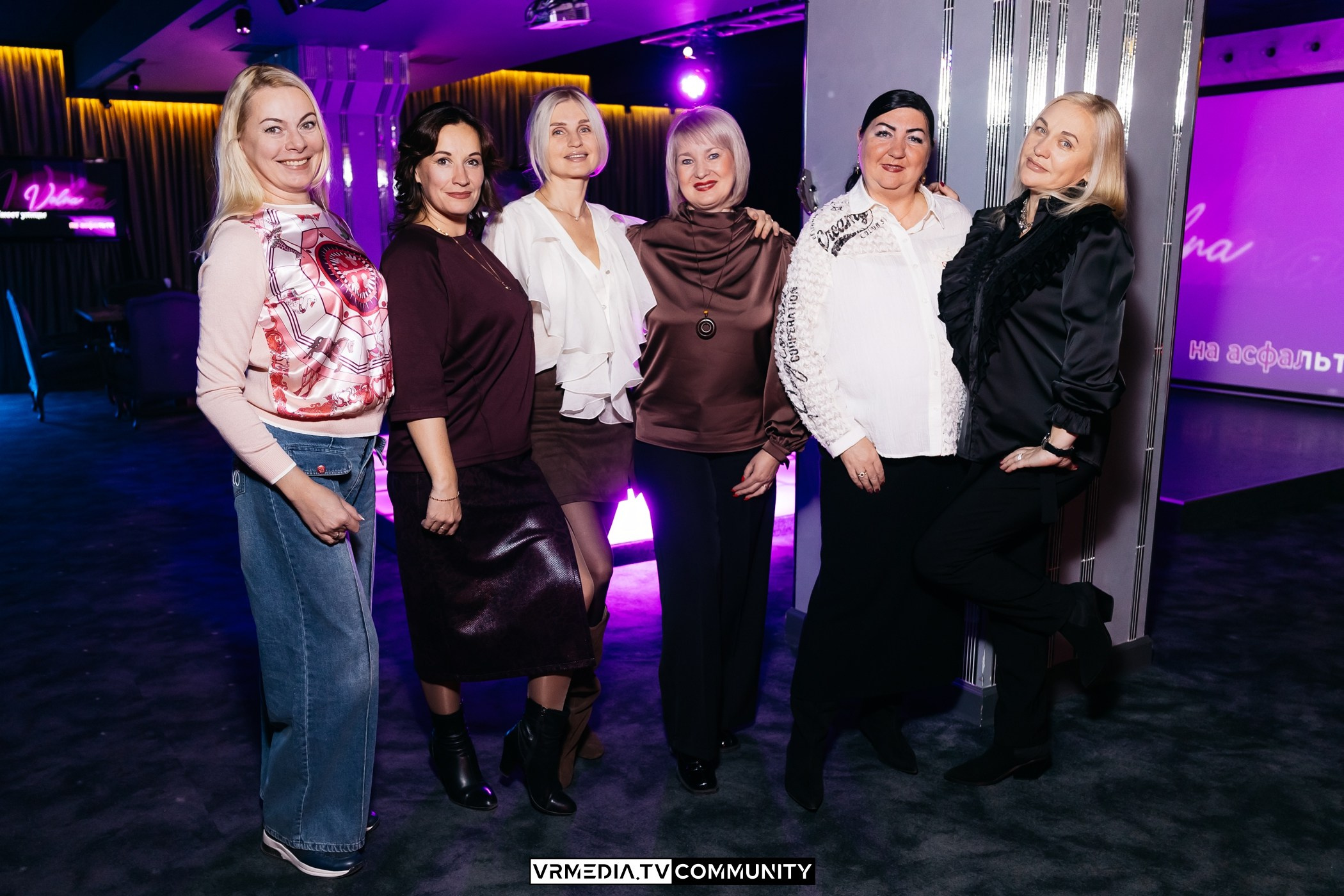 Выходные в караоке-баре «Volna»