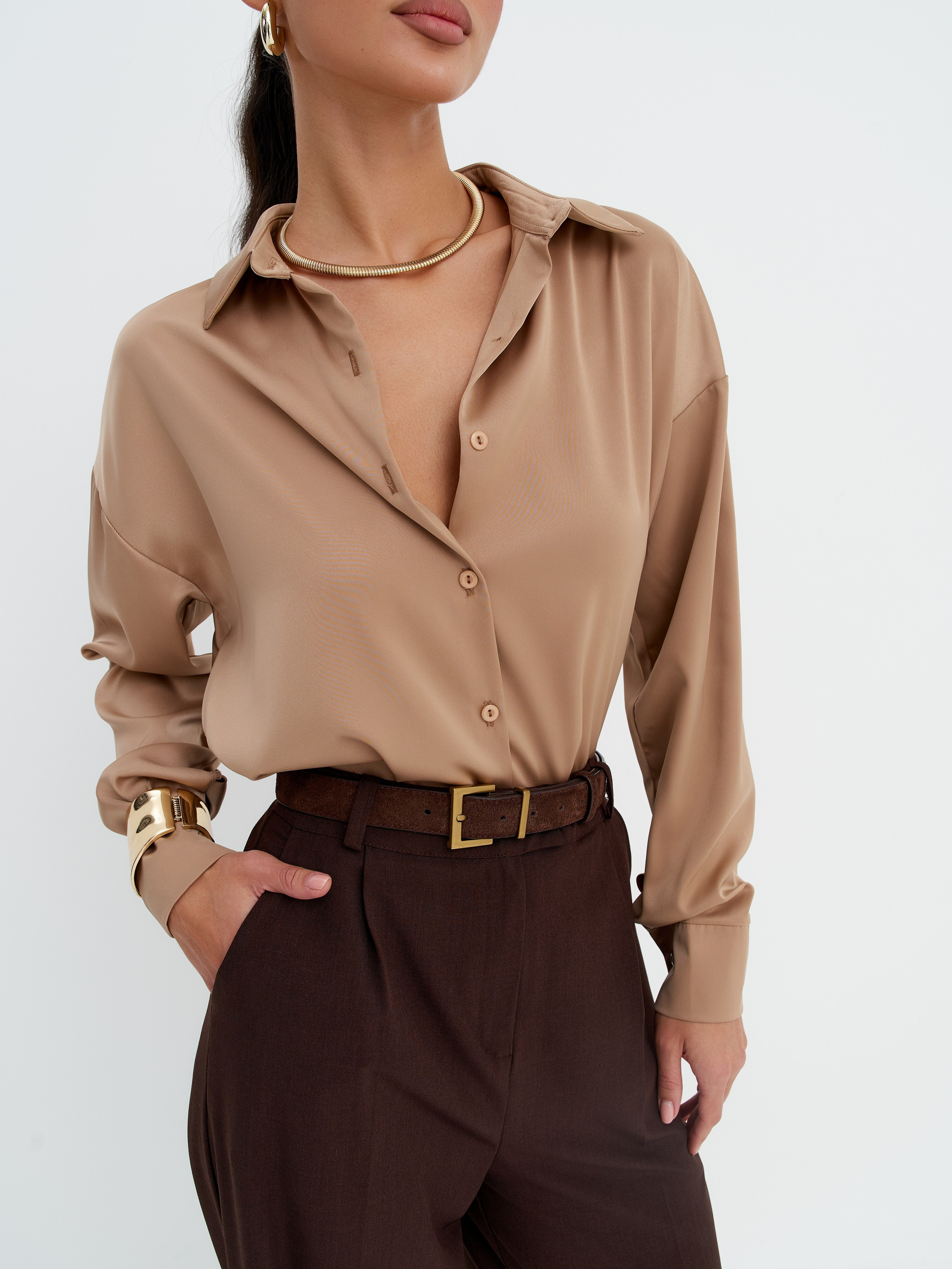 Brandbook рубашка. Фотограф для маркетплейсов в Москве